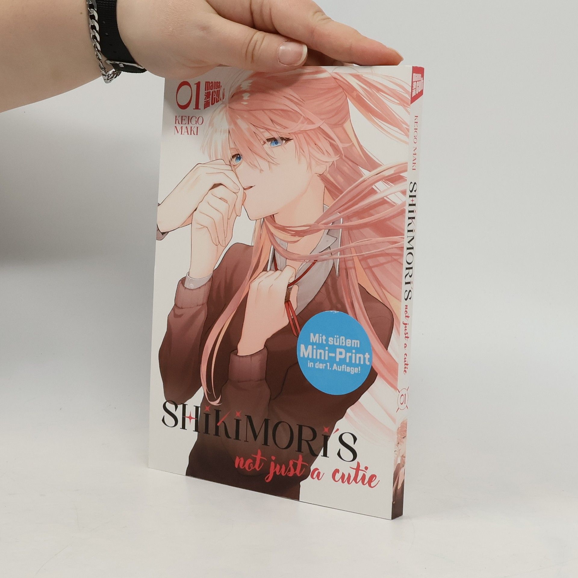 Shikimori's not just a Cutie 1