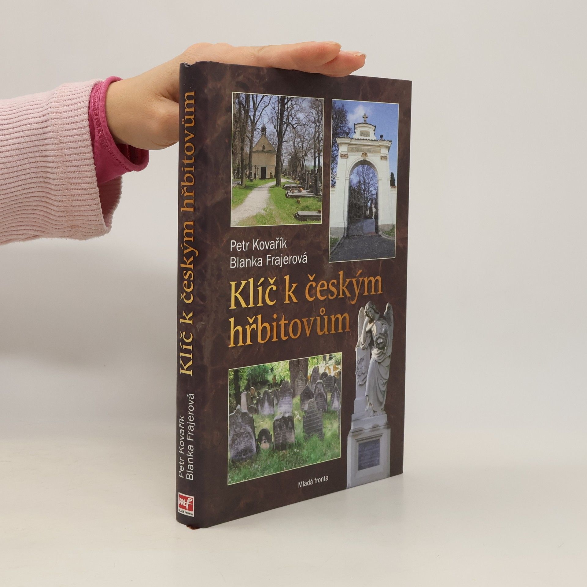 Klíč k českým hřbitovům