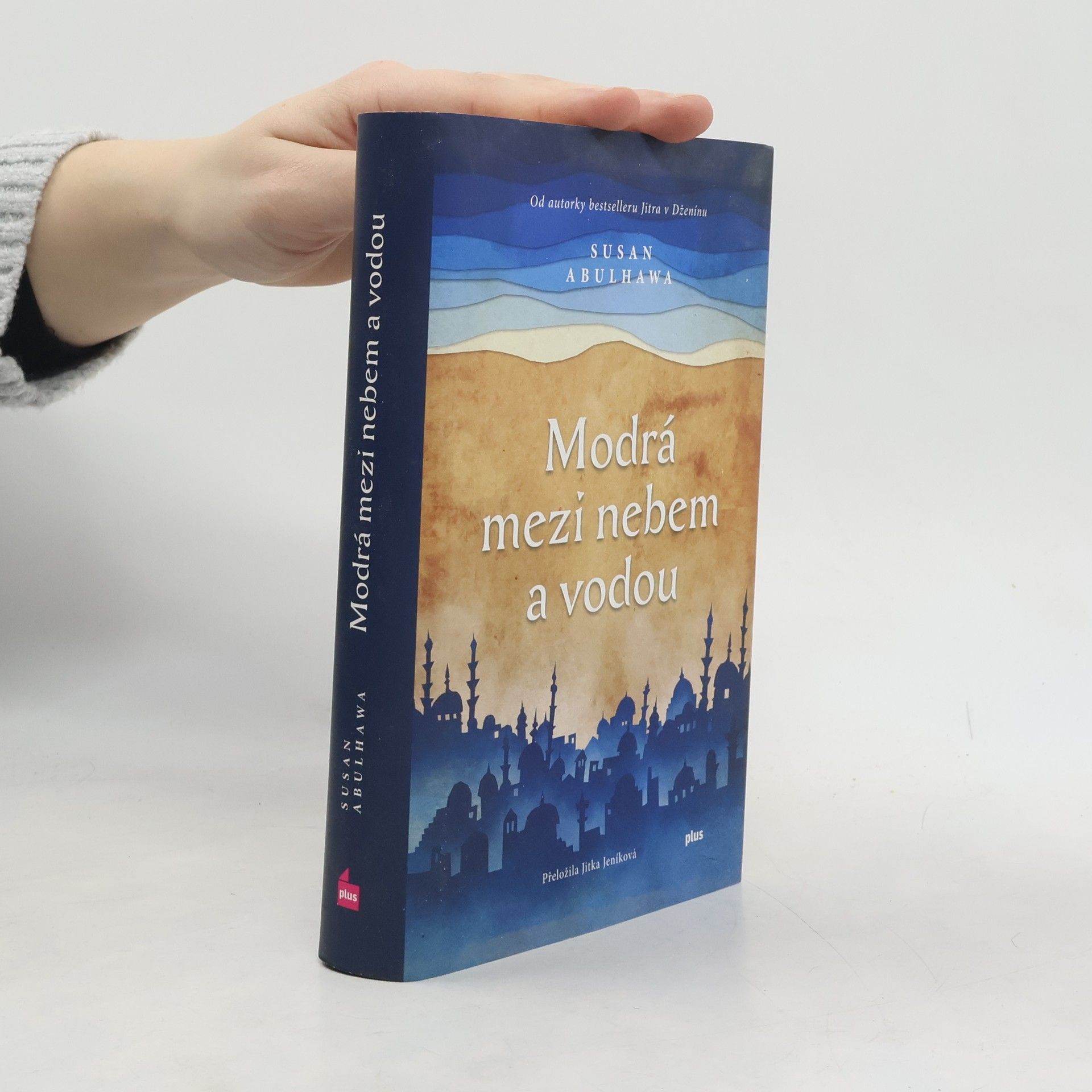 Susan Abulhawa Modrá mezi nebem a vodou