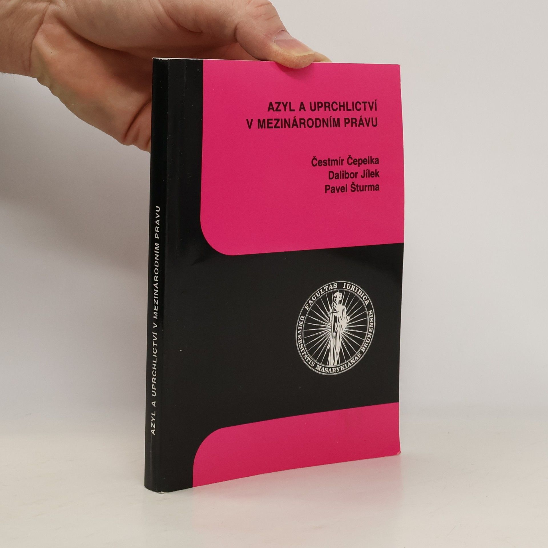Čestmír Čepelka Azyl a uprchlictví v mezinárodním právu