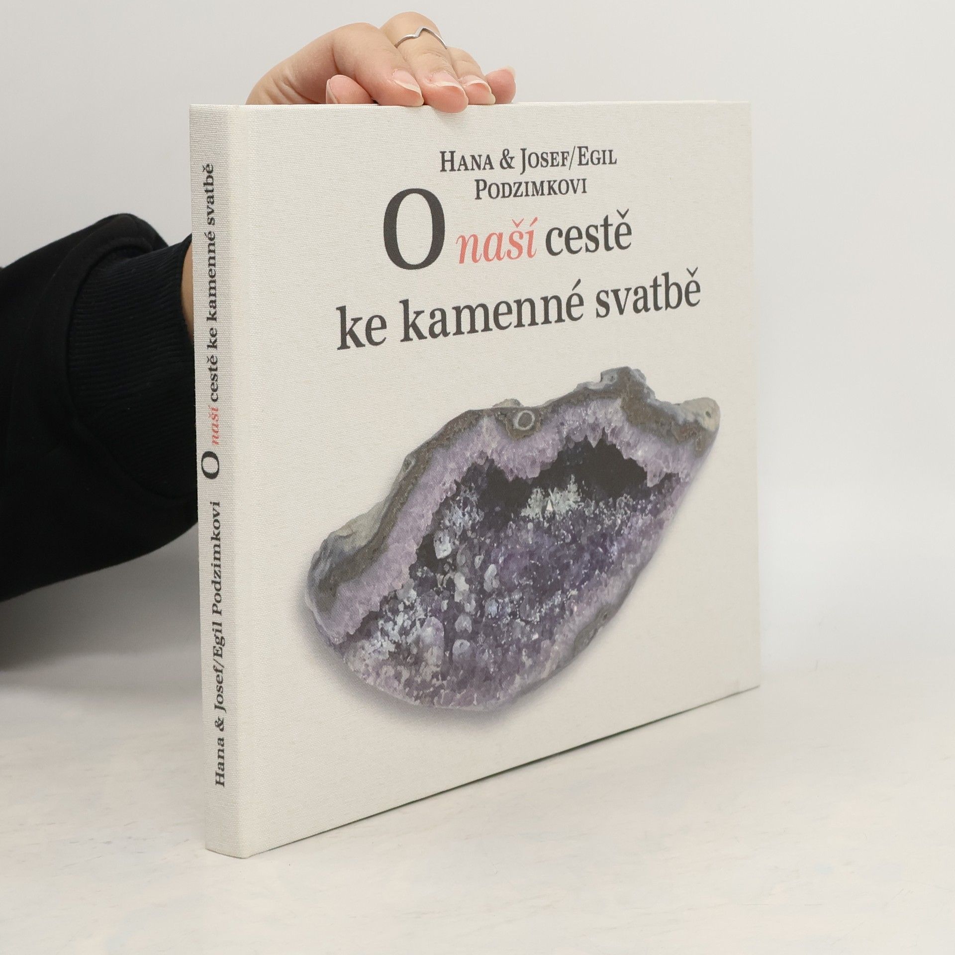 O naší cestě ke kamenné svatbě