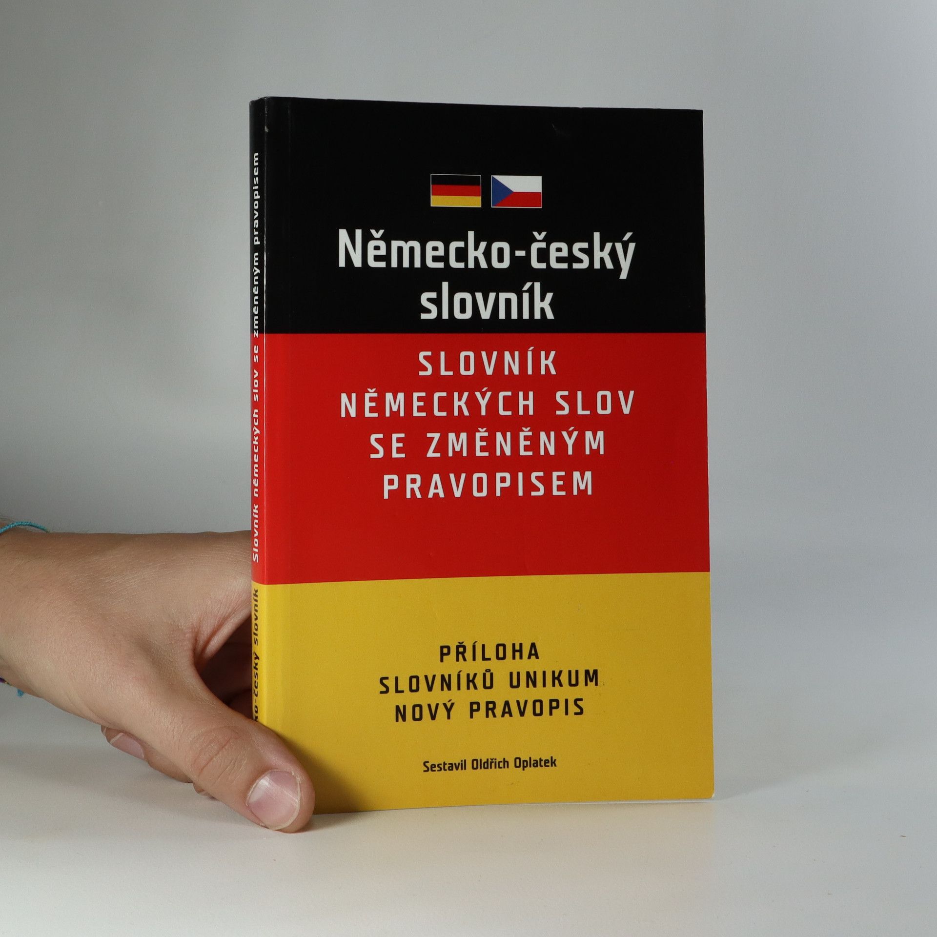 Oldřich Oplatek Německo-český slovník. Slovník německých slov se změněným pravopisem
