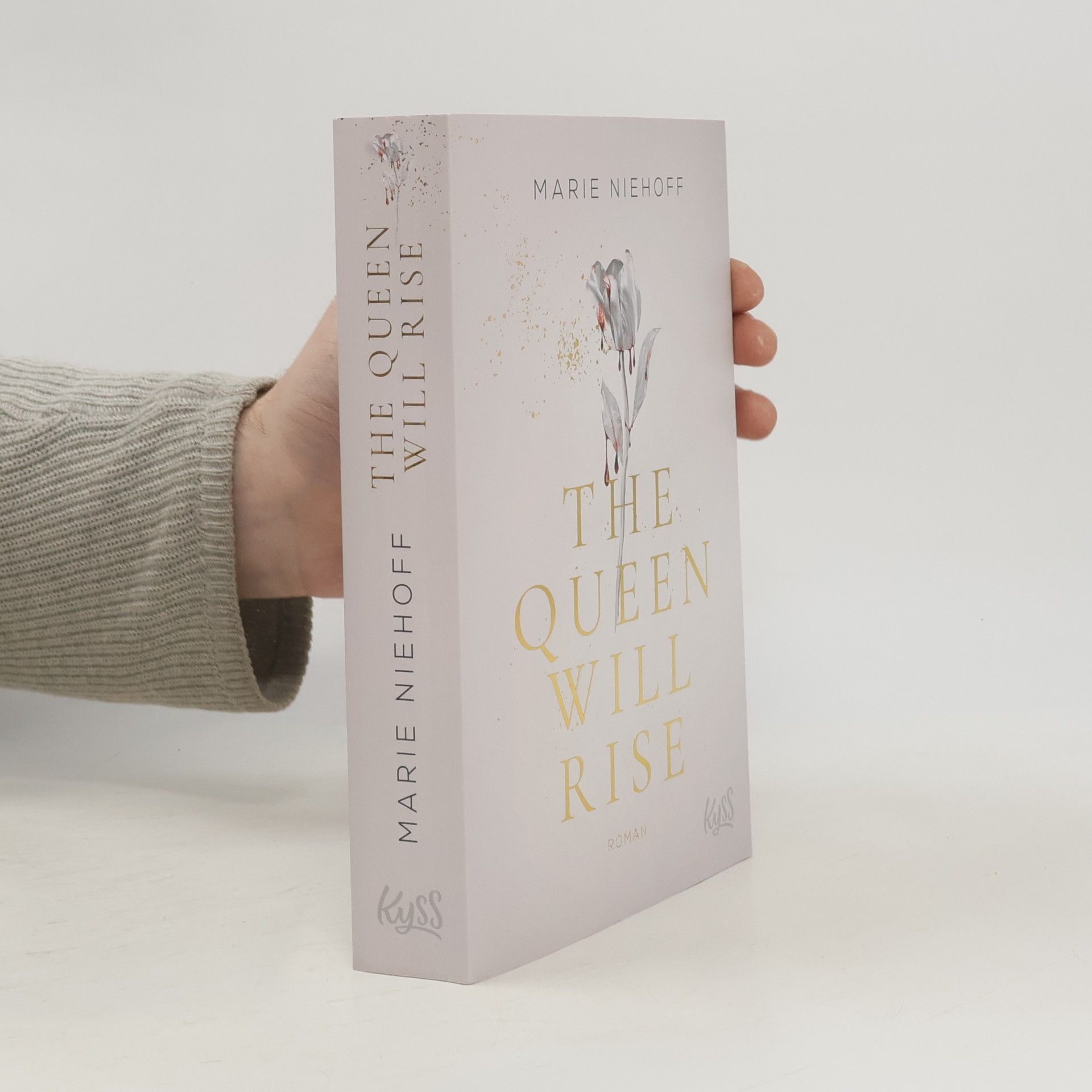 Marie Niehoff The Queen Will Rise