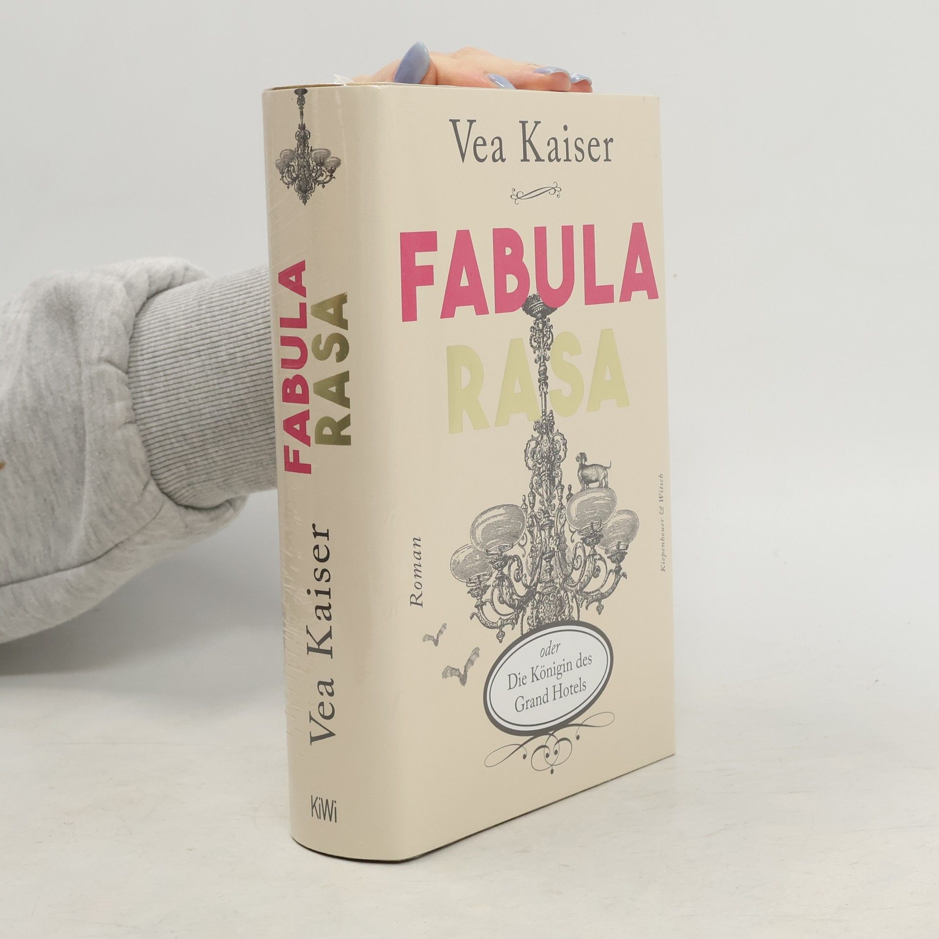 Fabula Rasa oder die Königin des Grand Hotels