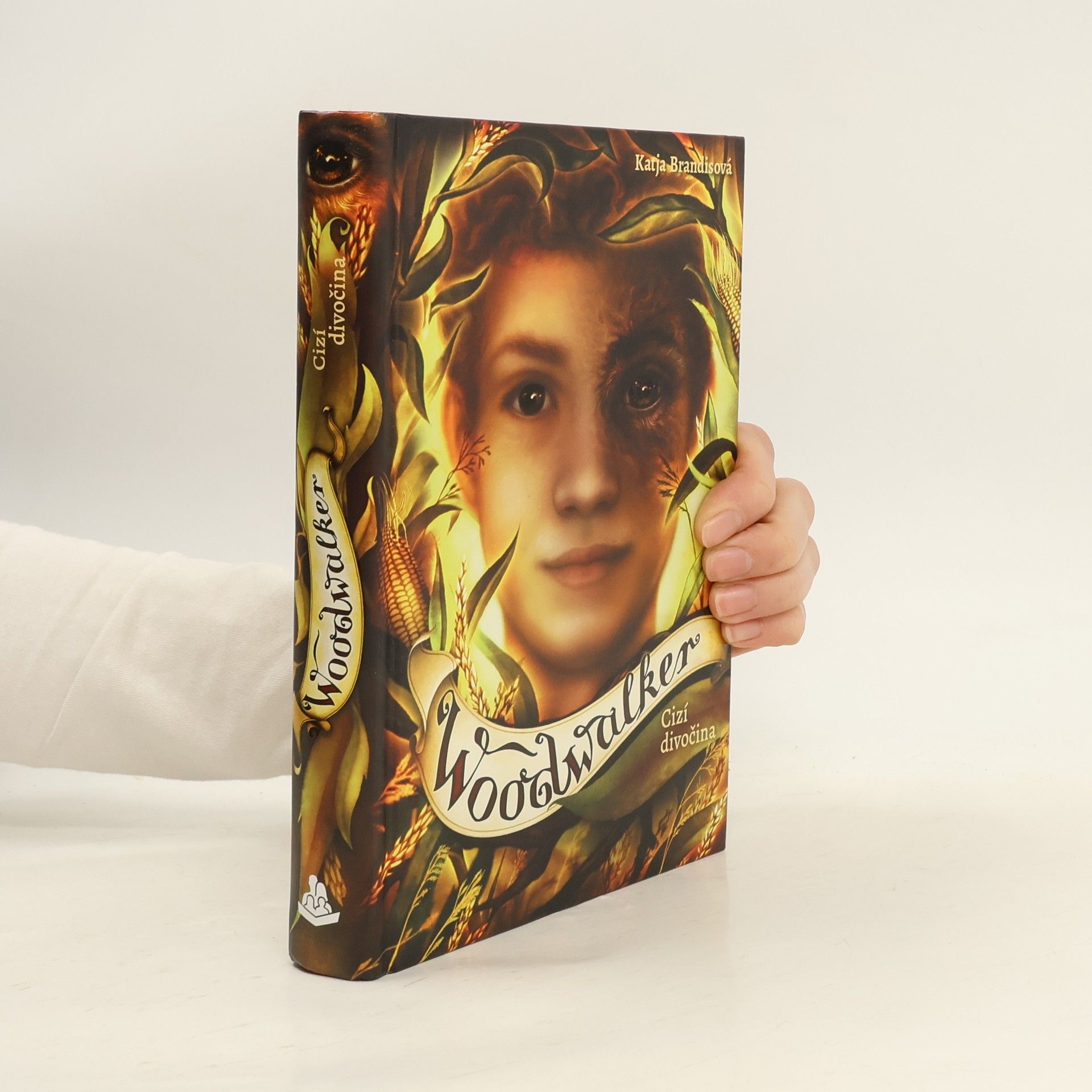 Katja Brandis Woodwalker. Cizí divočina
