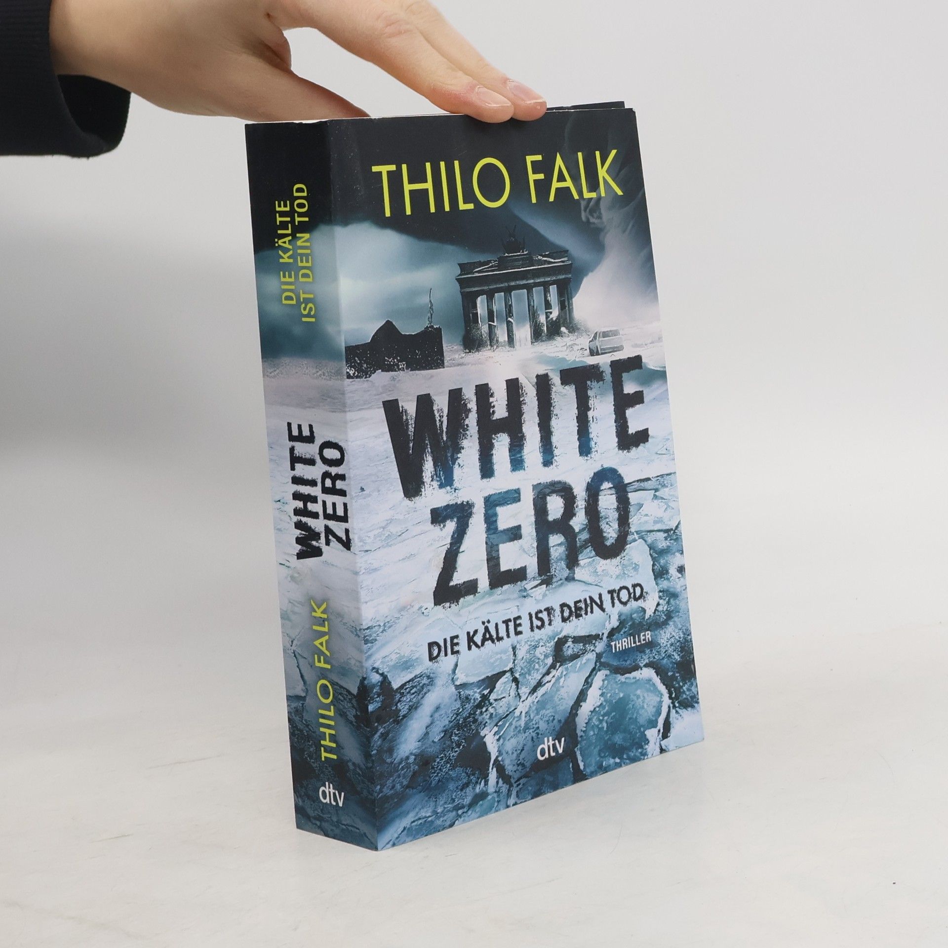 Thilo Falk White Zero