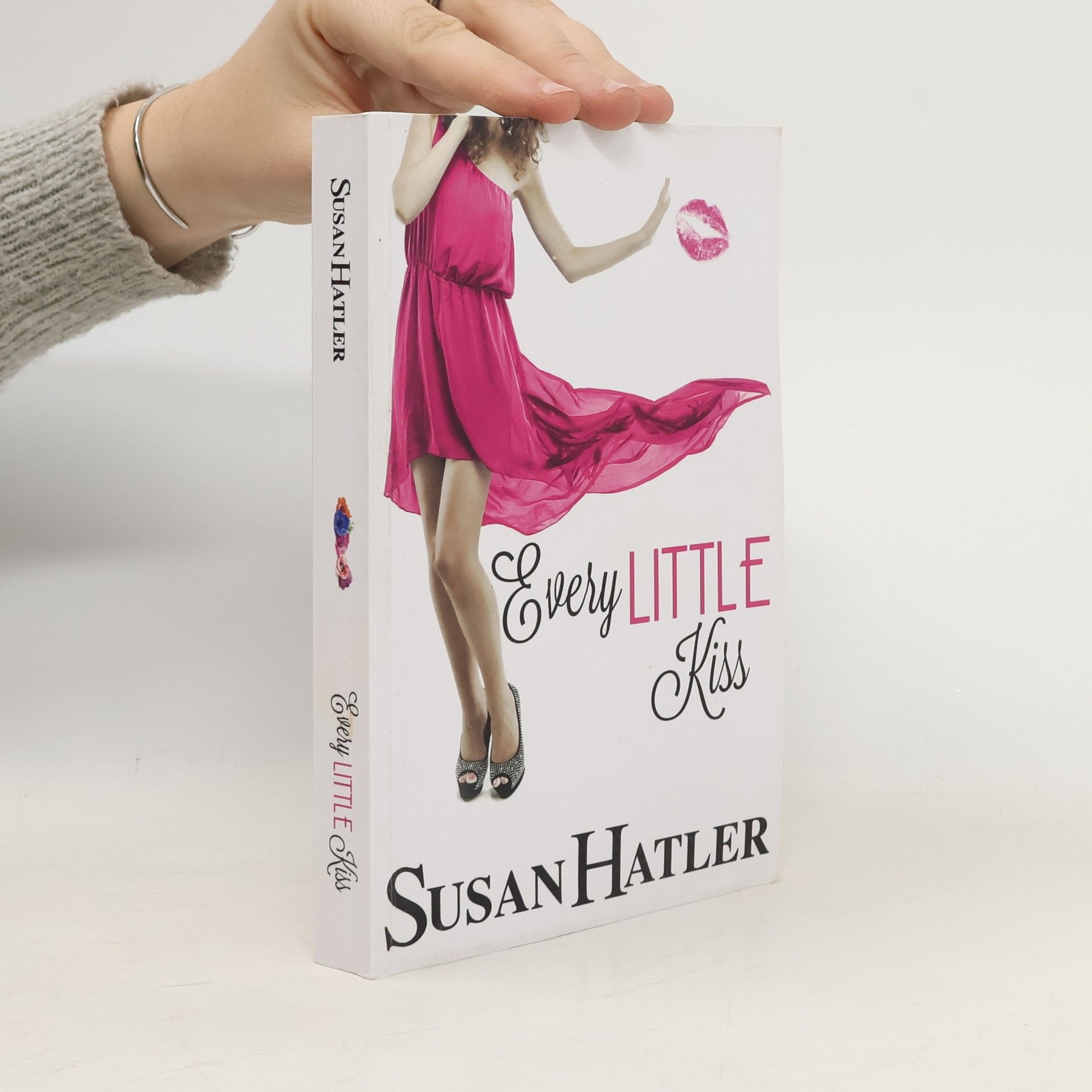 Susan Hatler Kissed by the Bay - 1: Every Little Kiss