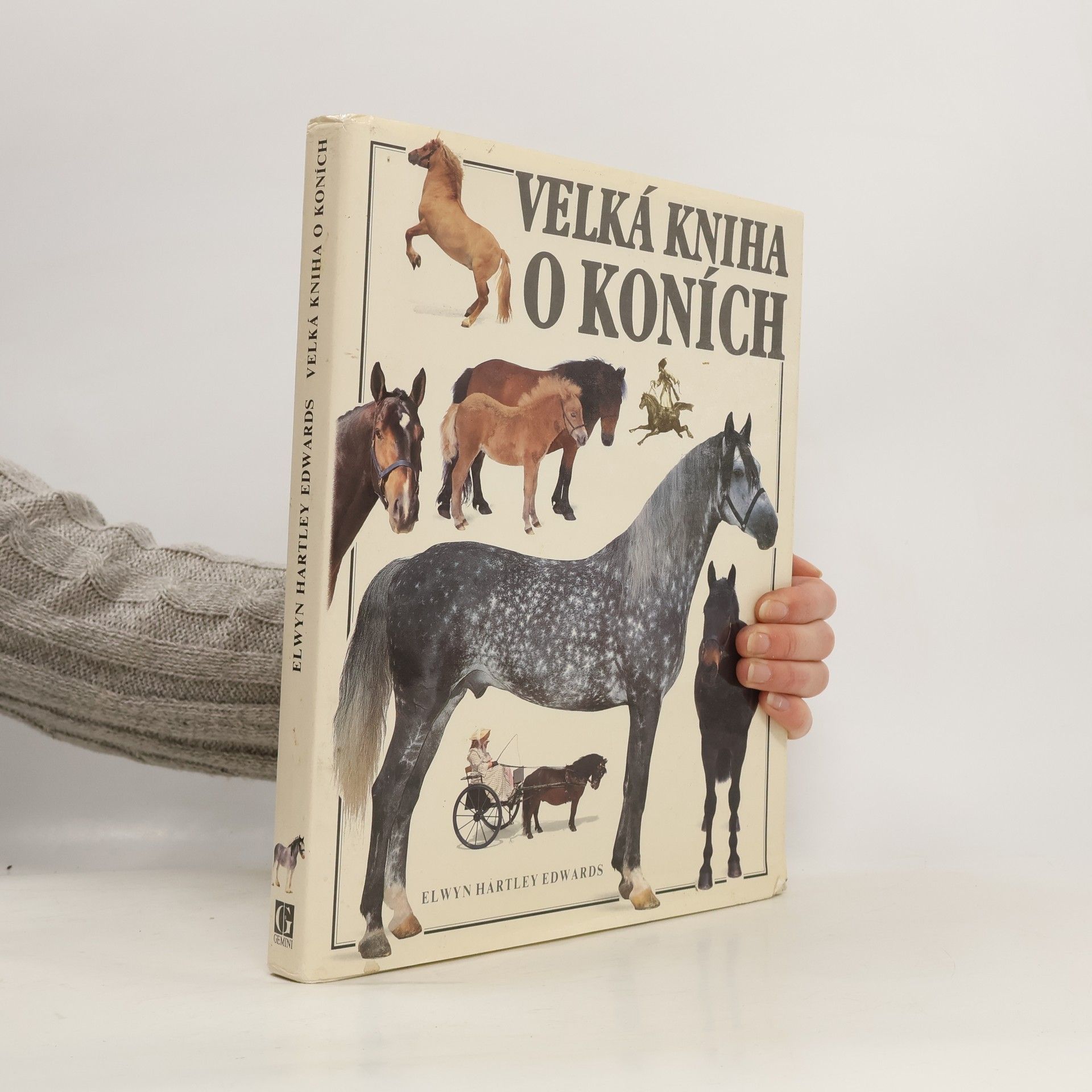 Elwyn Hartley Edwards Velká kniha o koních
