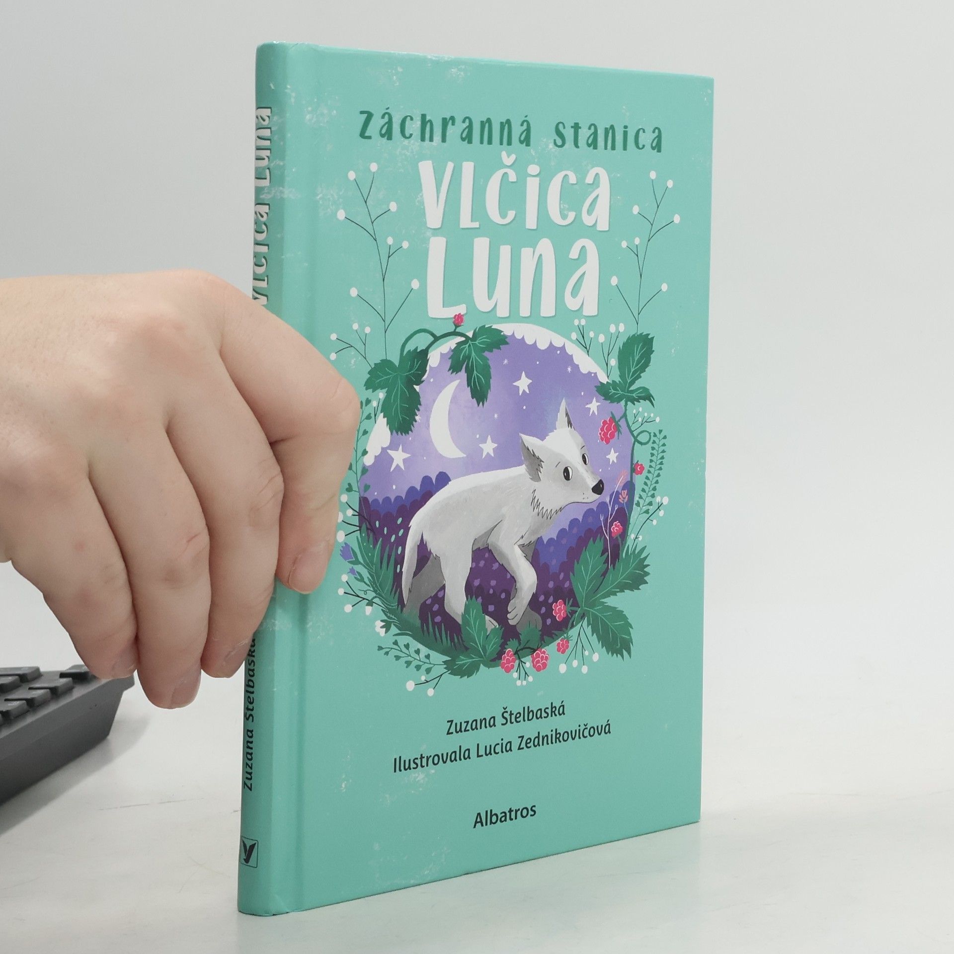 Zuzana Štelbaská Záchranná stanica : Vlčica Luna