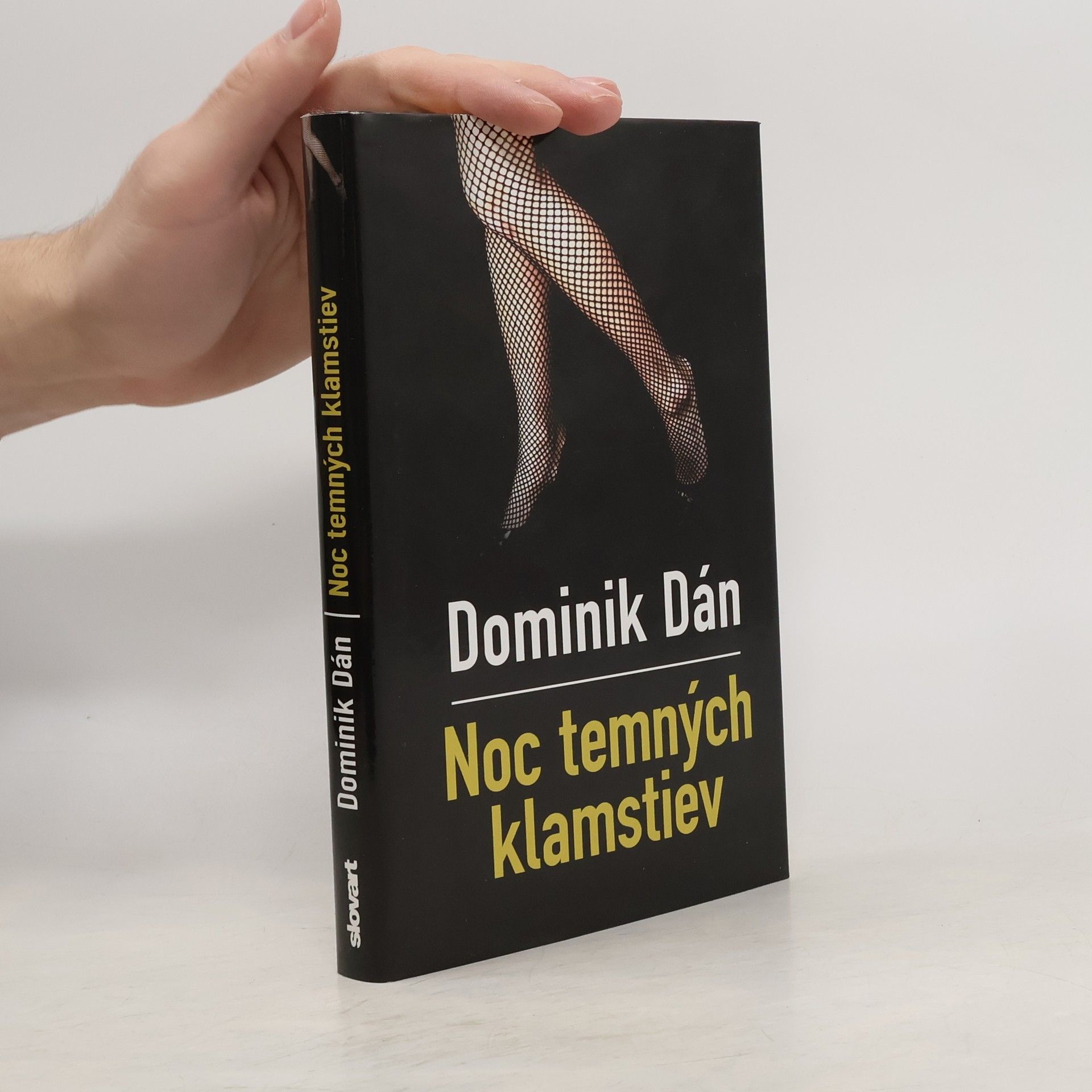 Dominik Dán Noc temných klamstiev