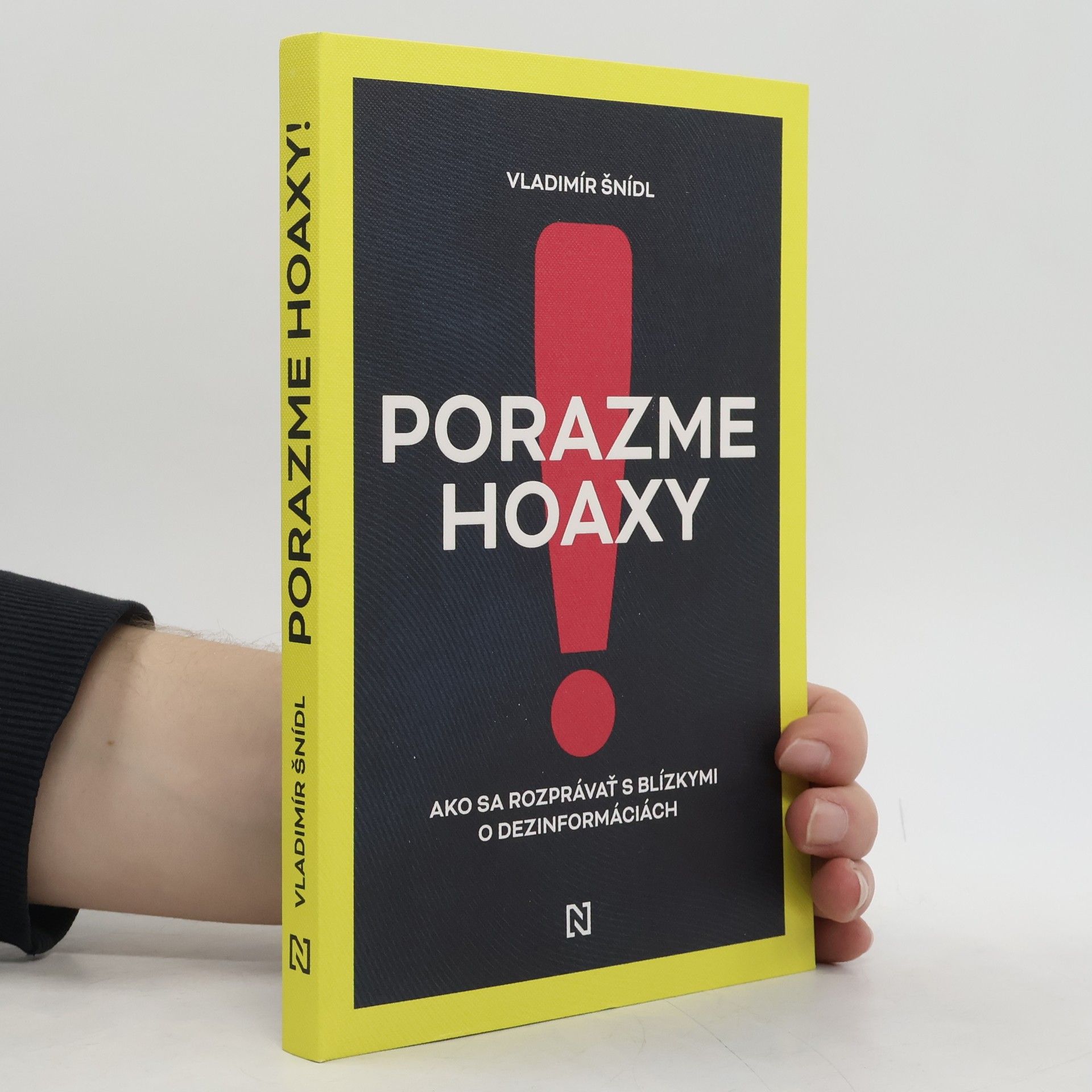 Porazme hoaxy! Ako sa rozprávať s blízkymi o dezinformáciách