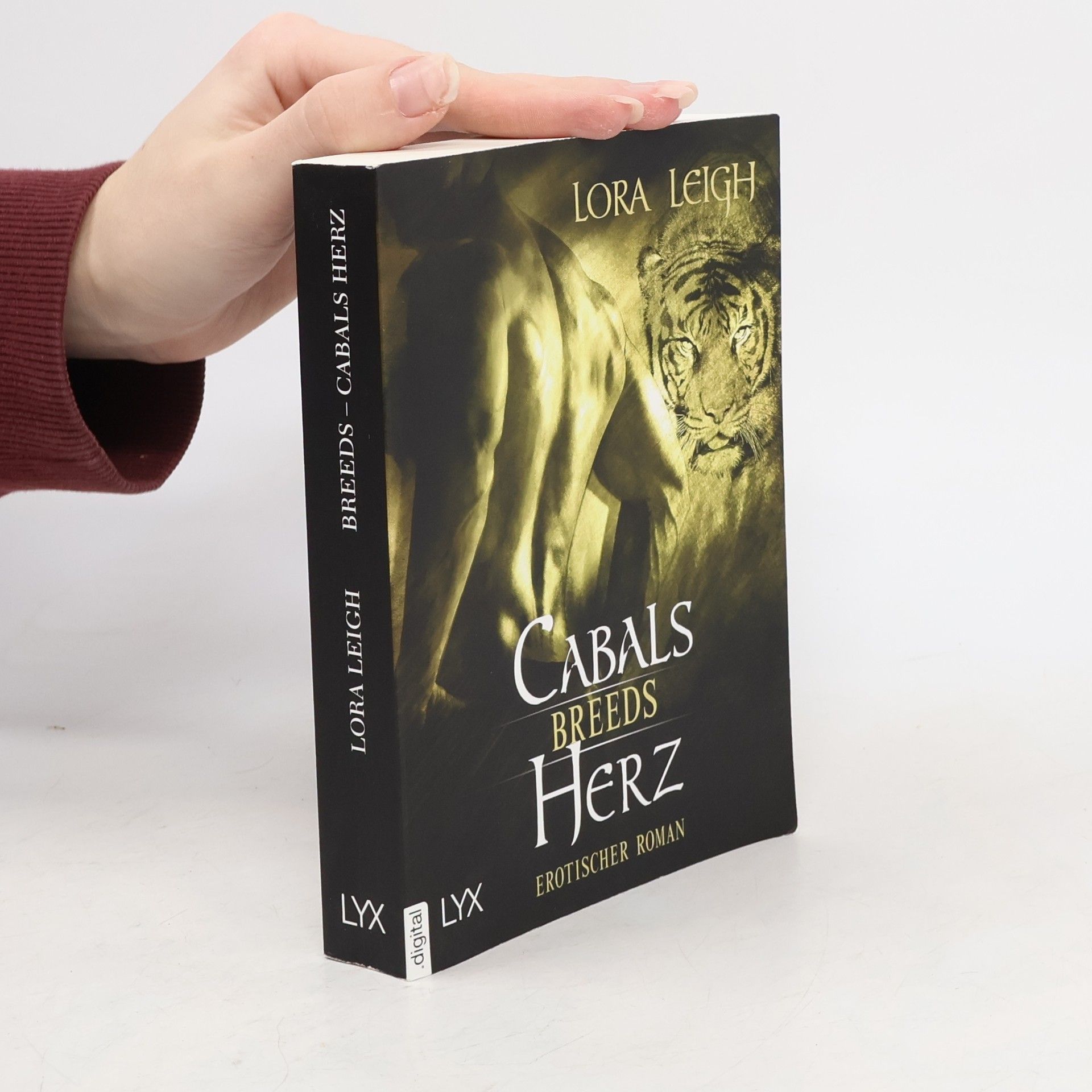 Lora Leigh Cabals Herz