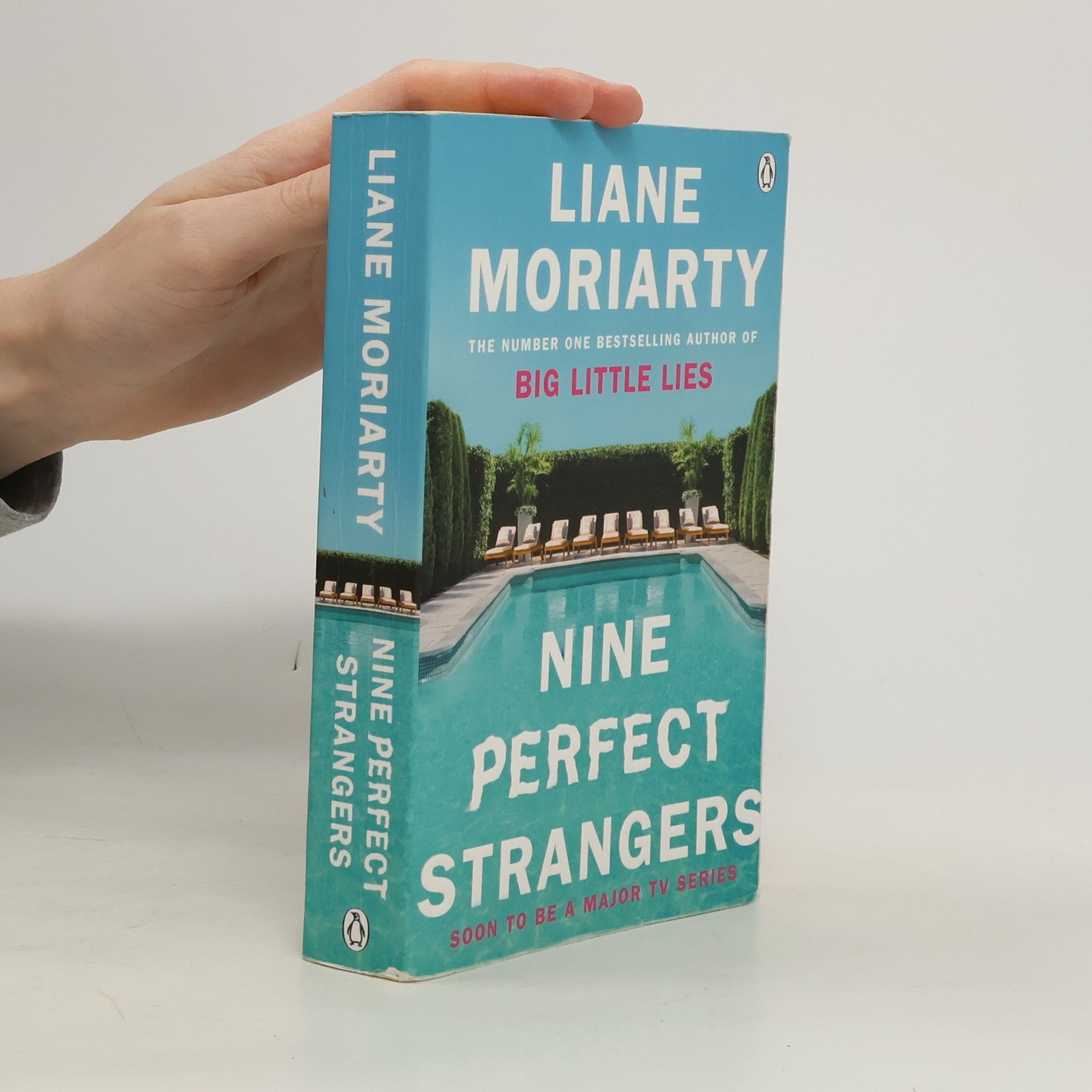 Liane Moriarty Nine perfect strangers