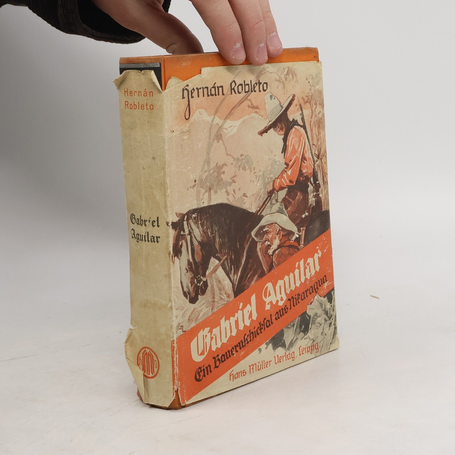 Hernán Robleto Gabriel Aguilar