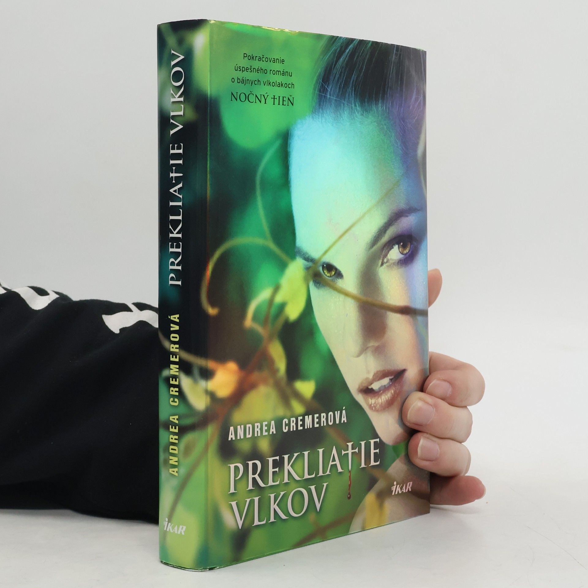 Andrea R. Cremer Prekliatie vlkov