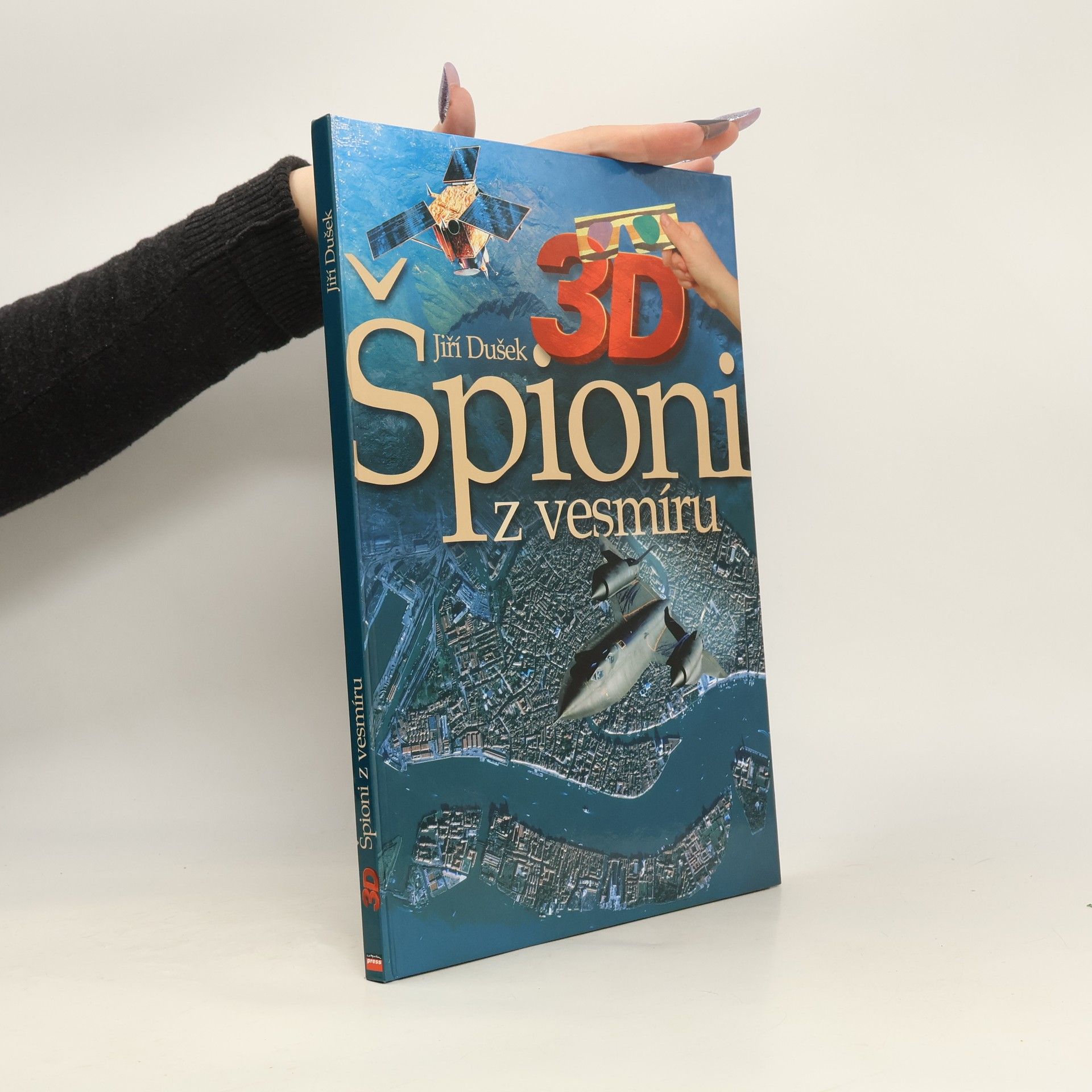 Jiří Dušek 3D špioni z vesmíru