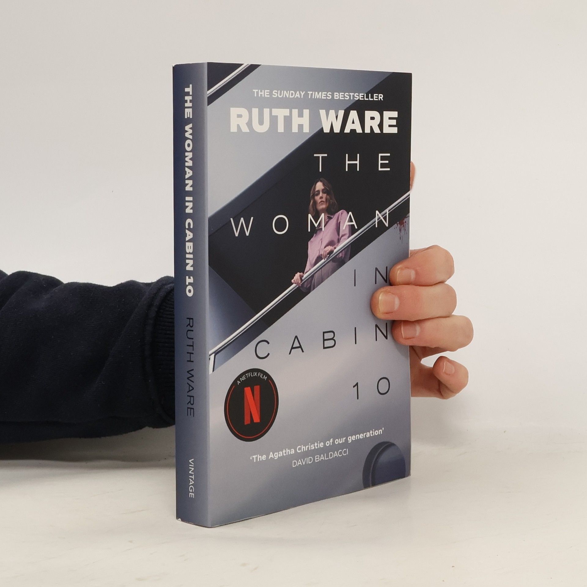 Ruth Ware The Woman in Cabin 10