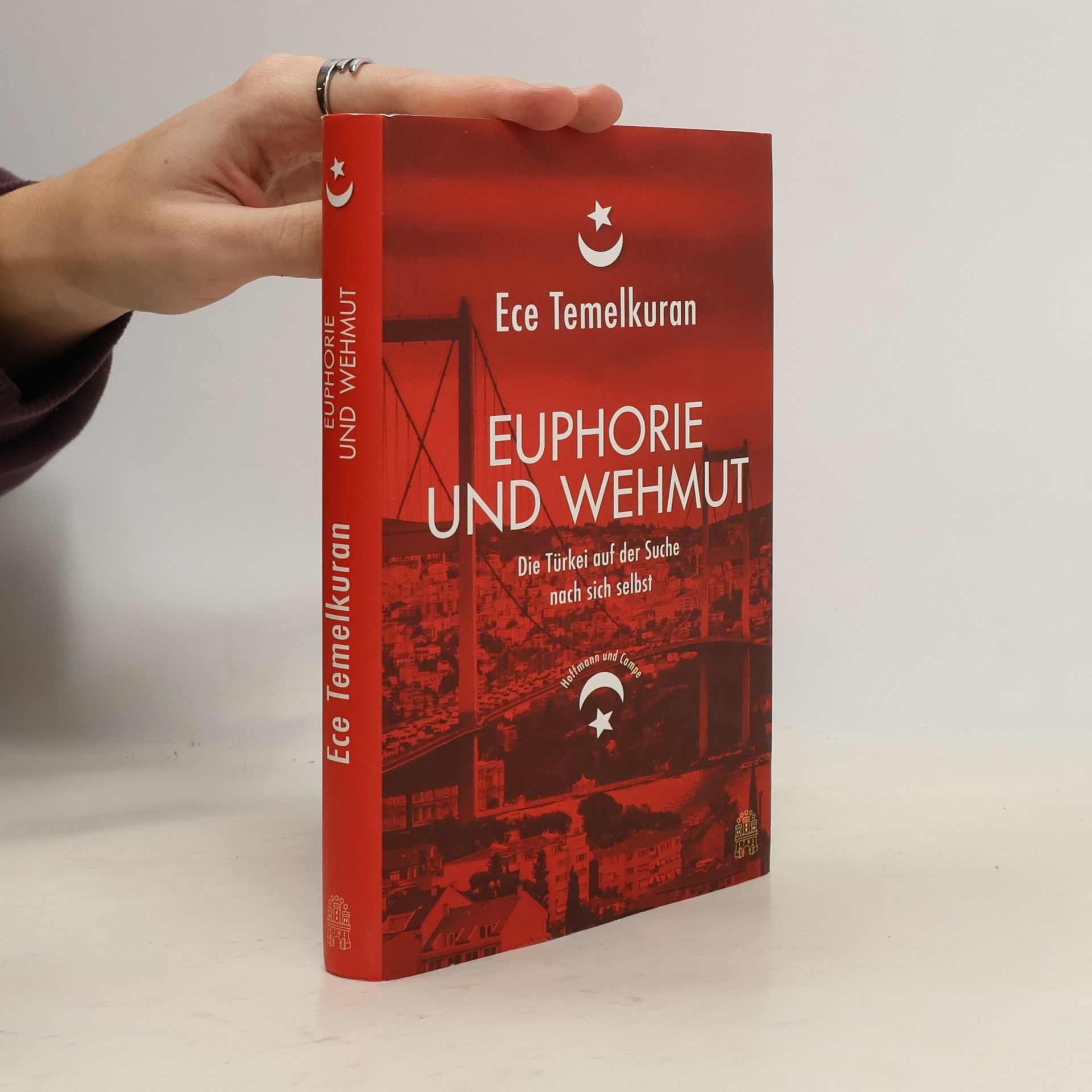 Ece Temelkuranová Euphorie und Wehmut