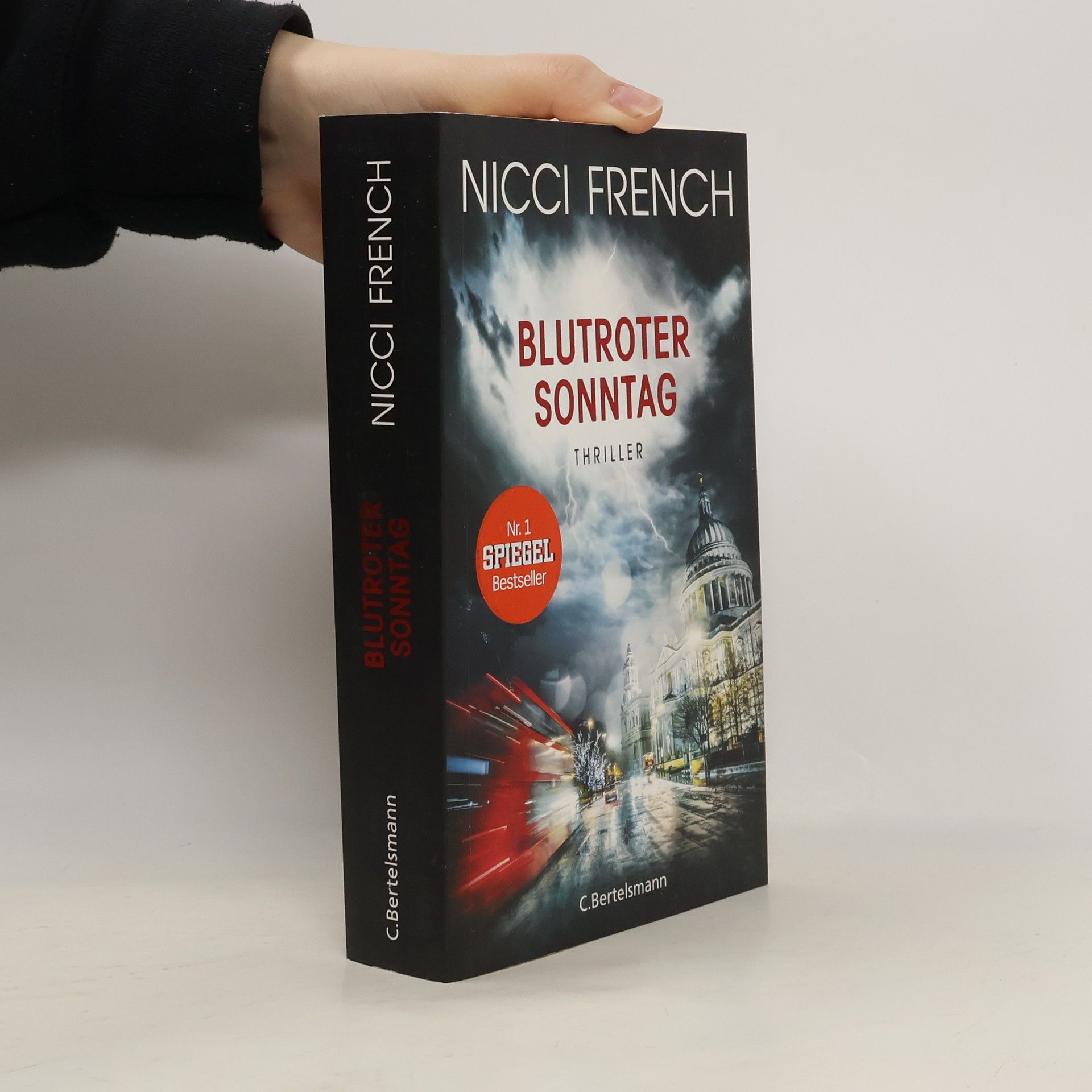 Nicci French Blutroter Sonntag