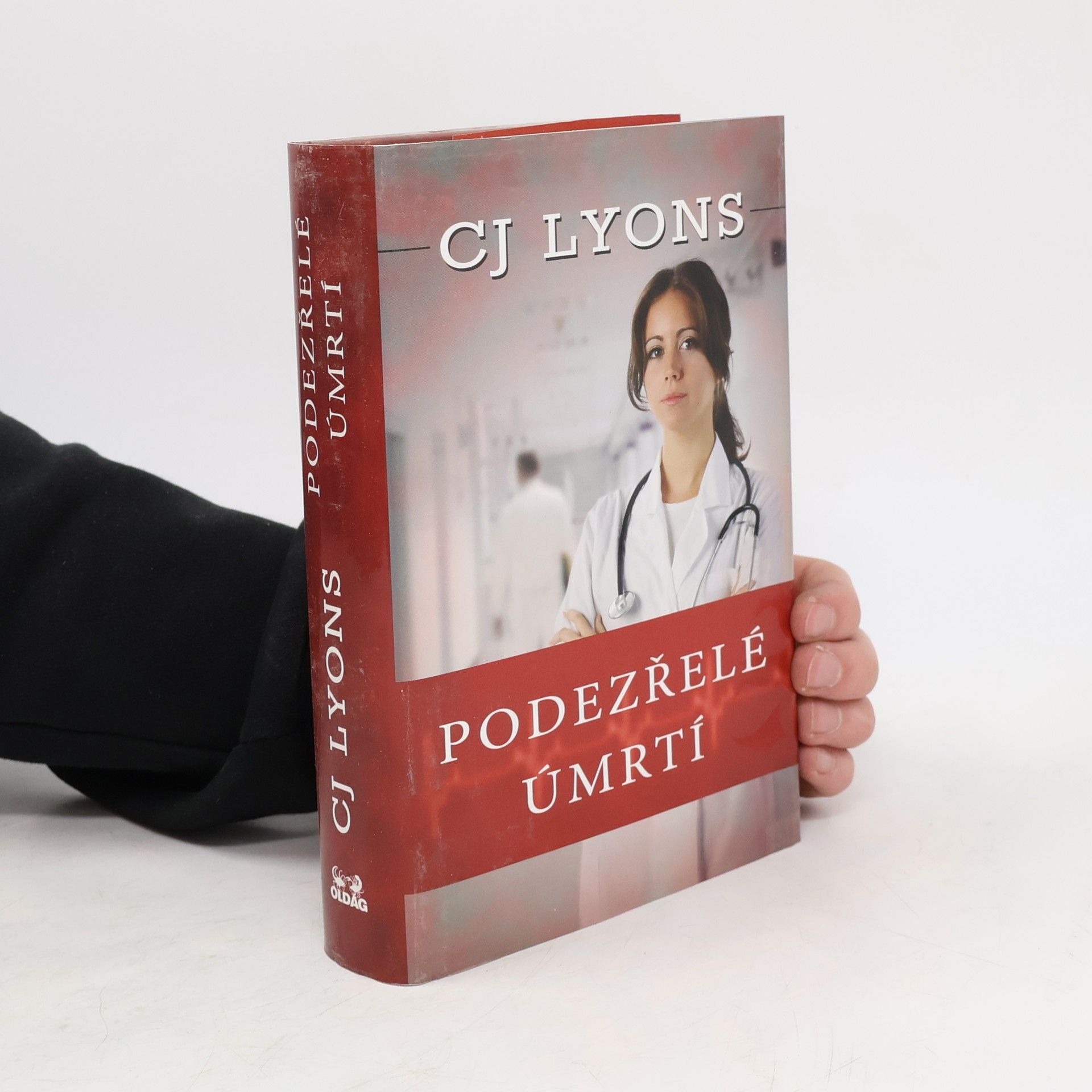 C. J. Lyons Podezřelé úmrtí