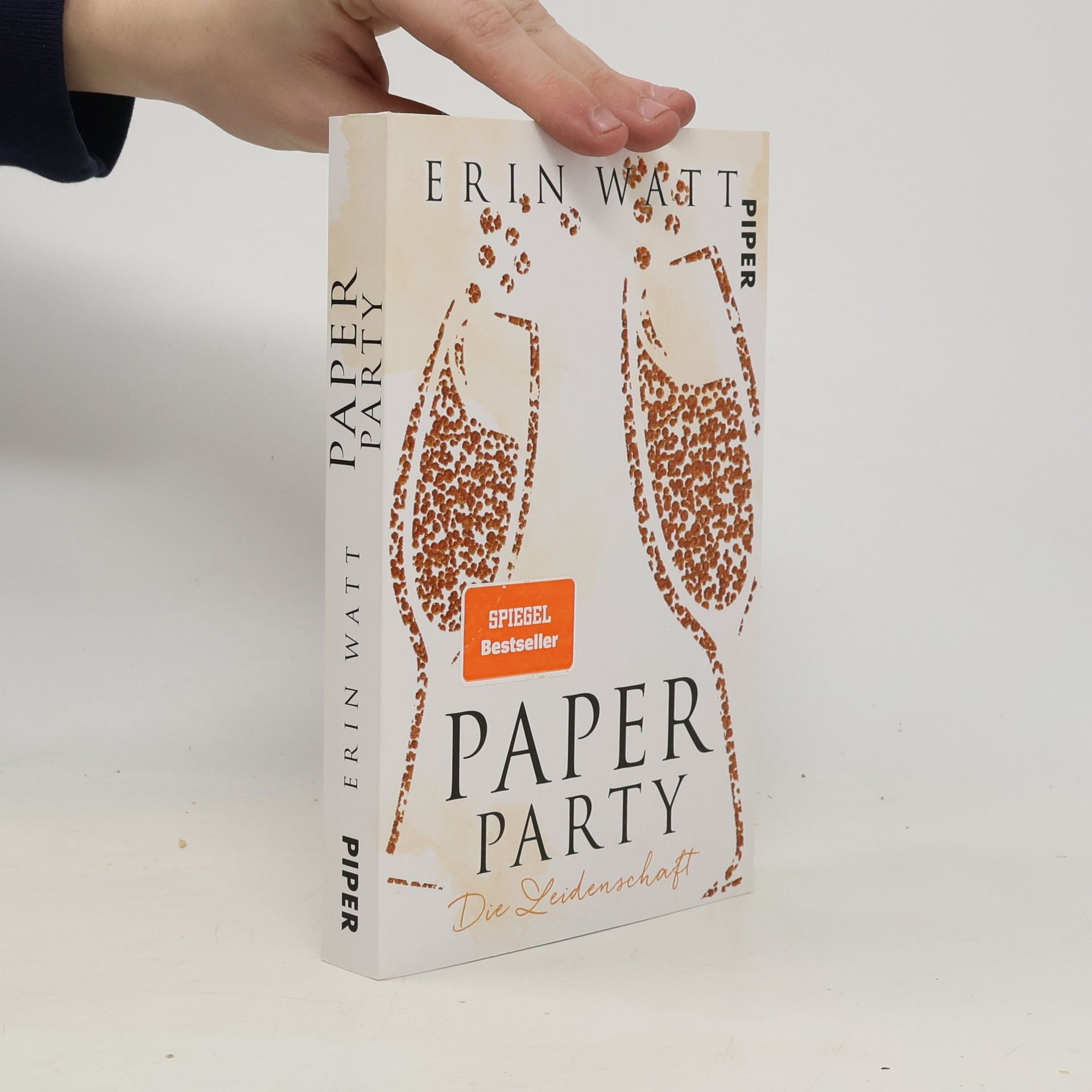 Elle Kennedy Paper Party