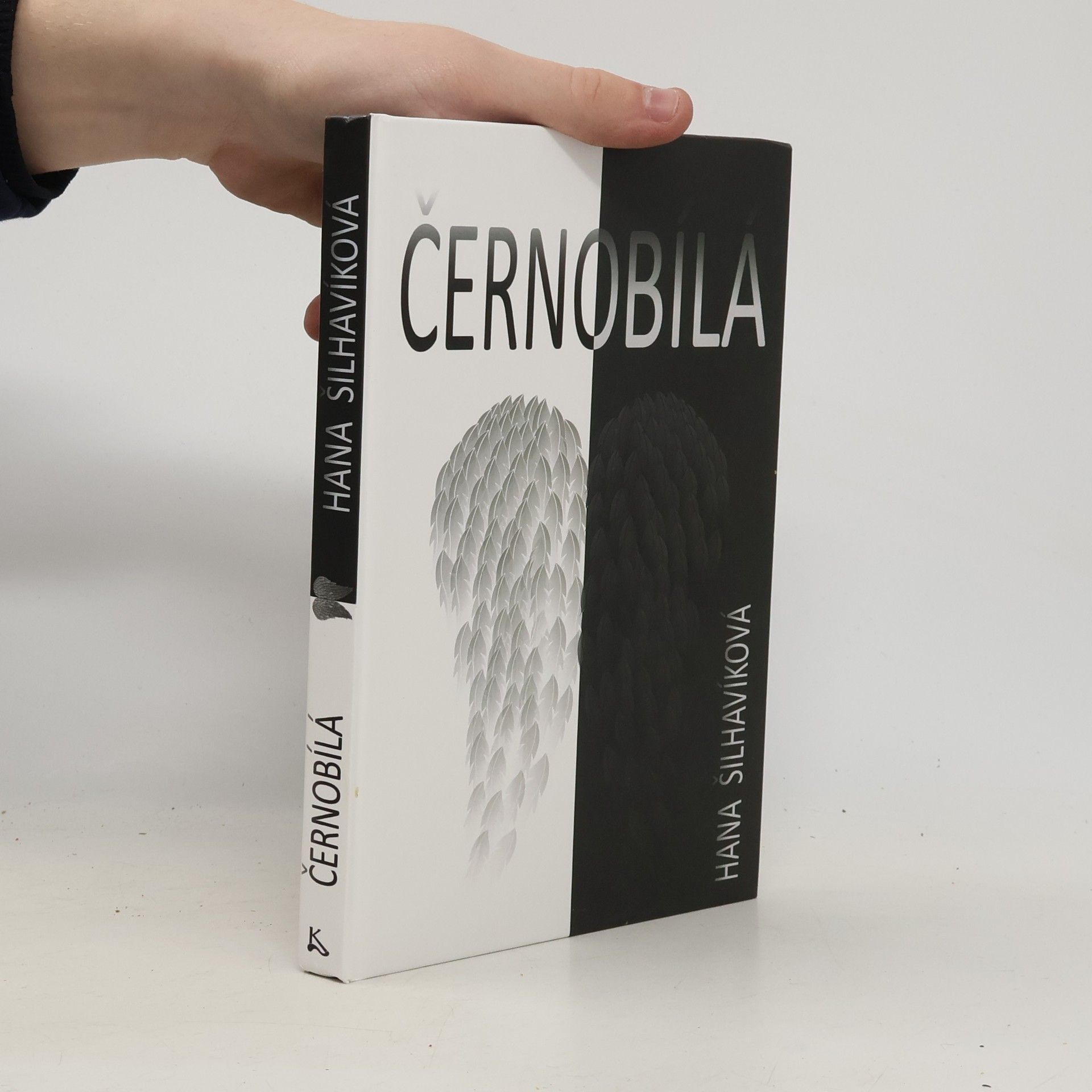 Hana Šilhavíková Černobílá