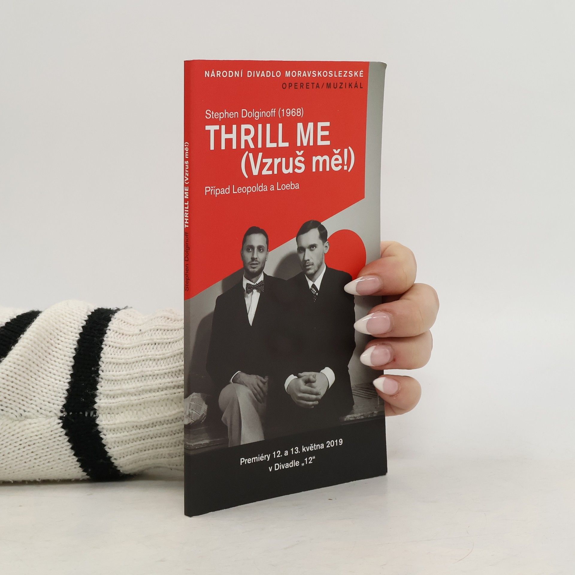 Thrill me (Vzruš mě!)