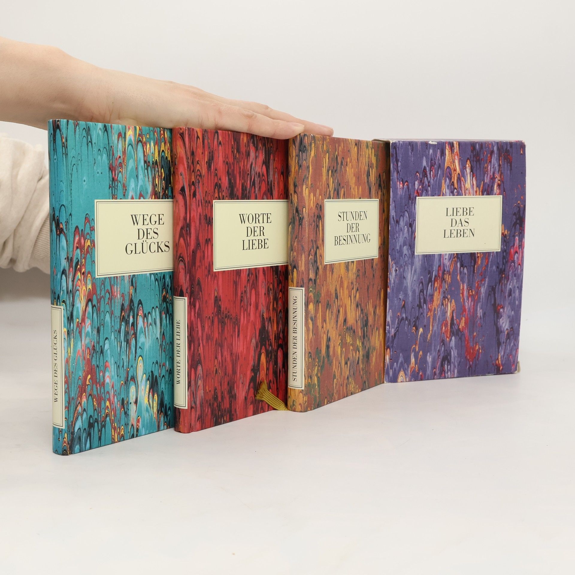 AA.VV. Liebe das Leben. 3 Bände: Worte der Liebe, Wege des Glücks, Stunden der Besinnung