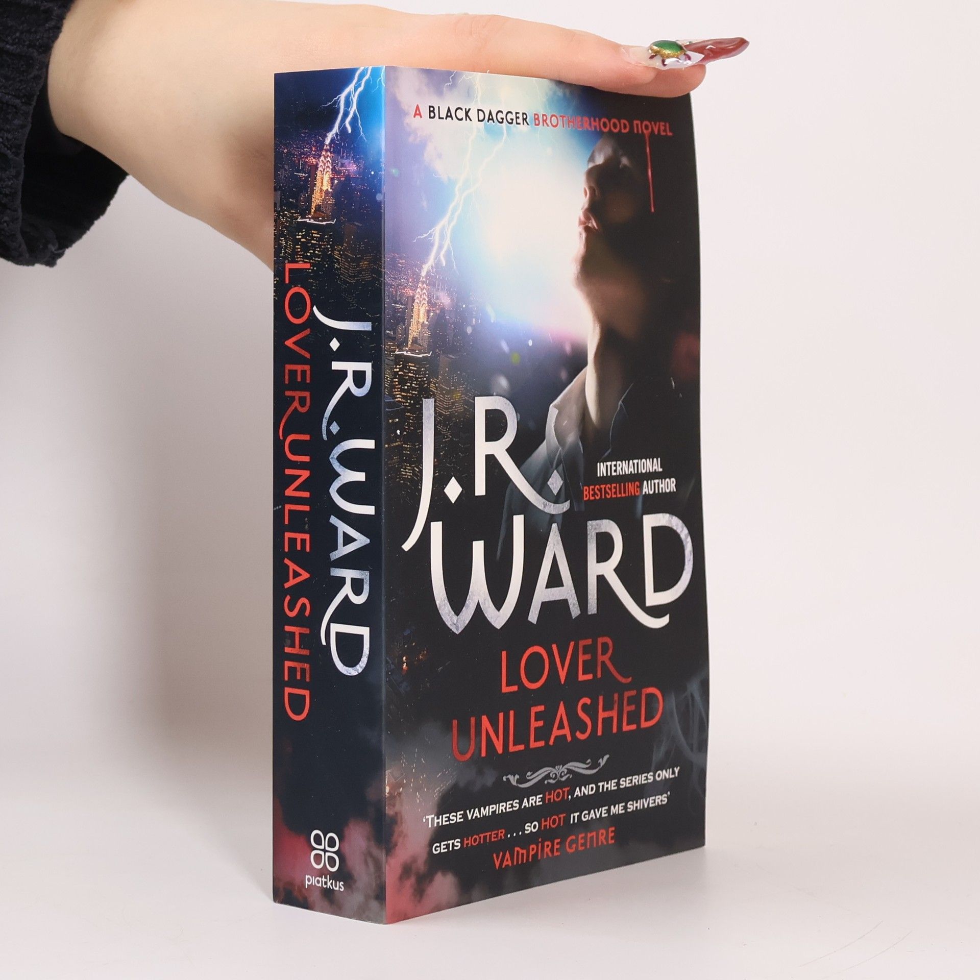 Black Dagger Brotherhood - 9: Lover Unleashed