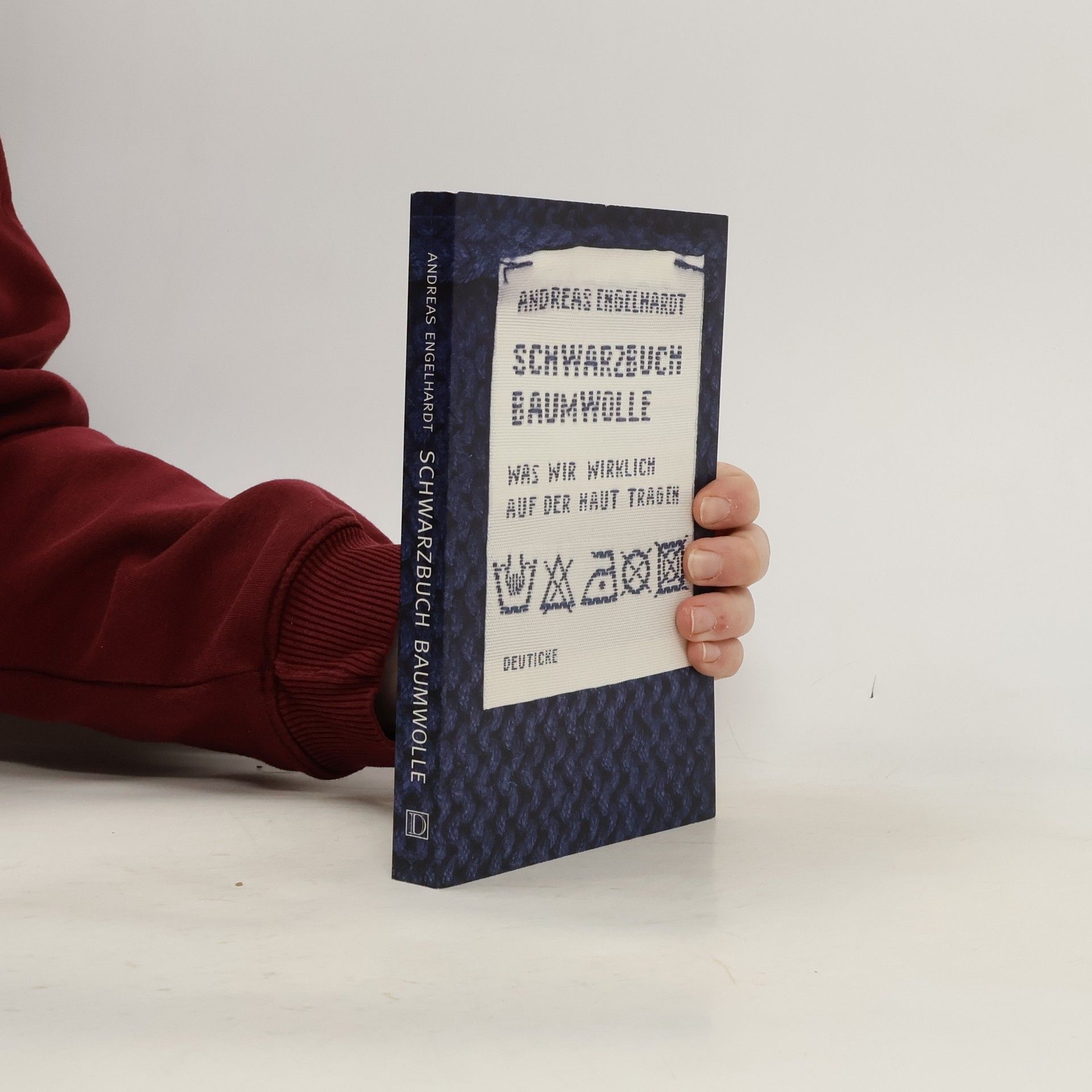 Andreas Engelhardt Schwarzbuch Baumwolle : was wir wirklich auf der Haut tragen