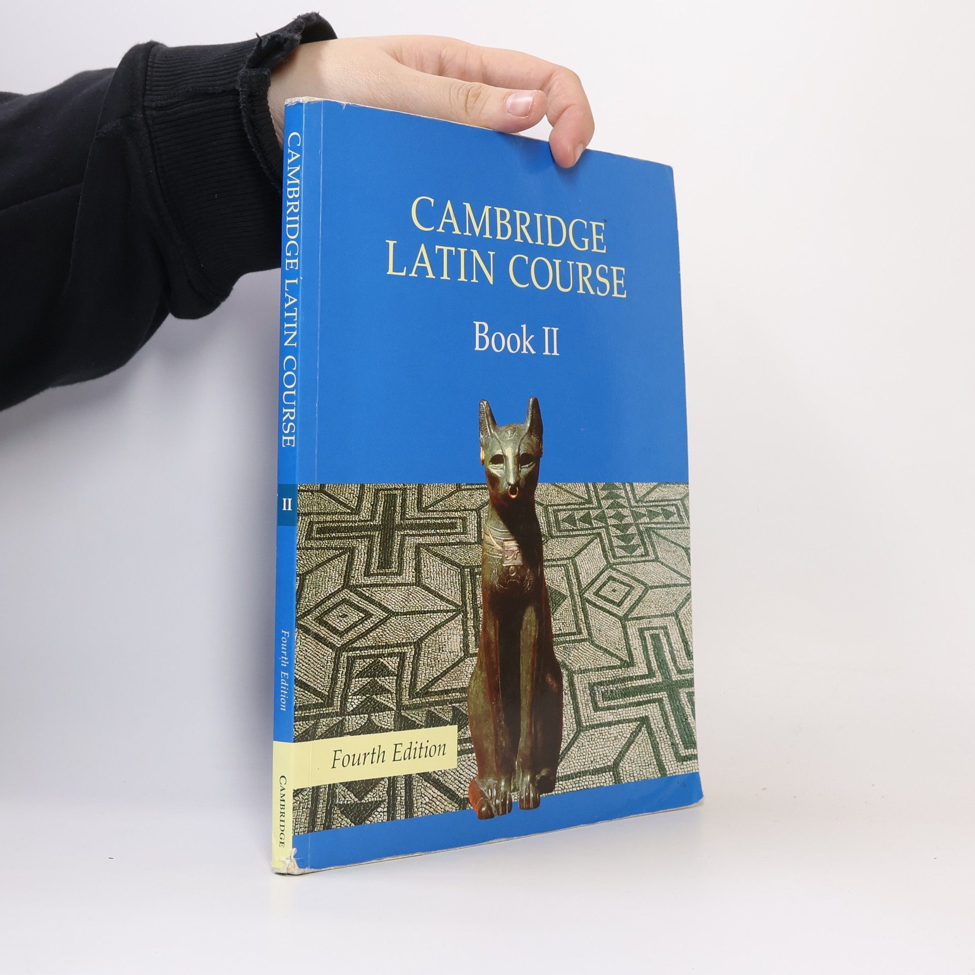 Raghavendra Rau Cambridge Latin Course Book 2 Student's Book