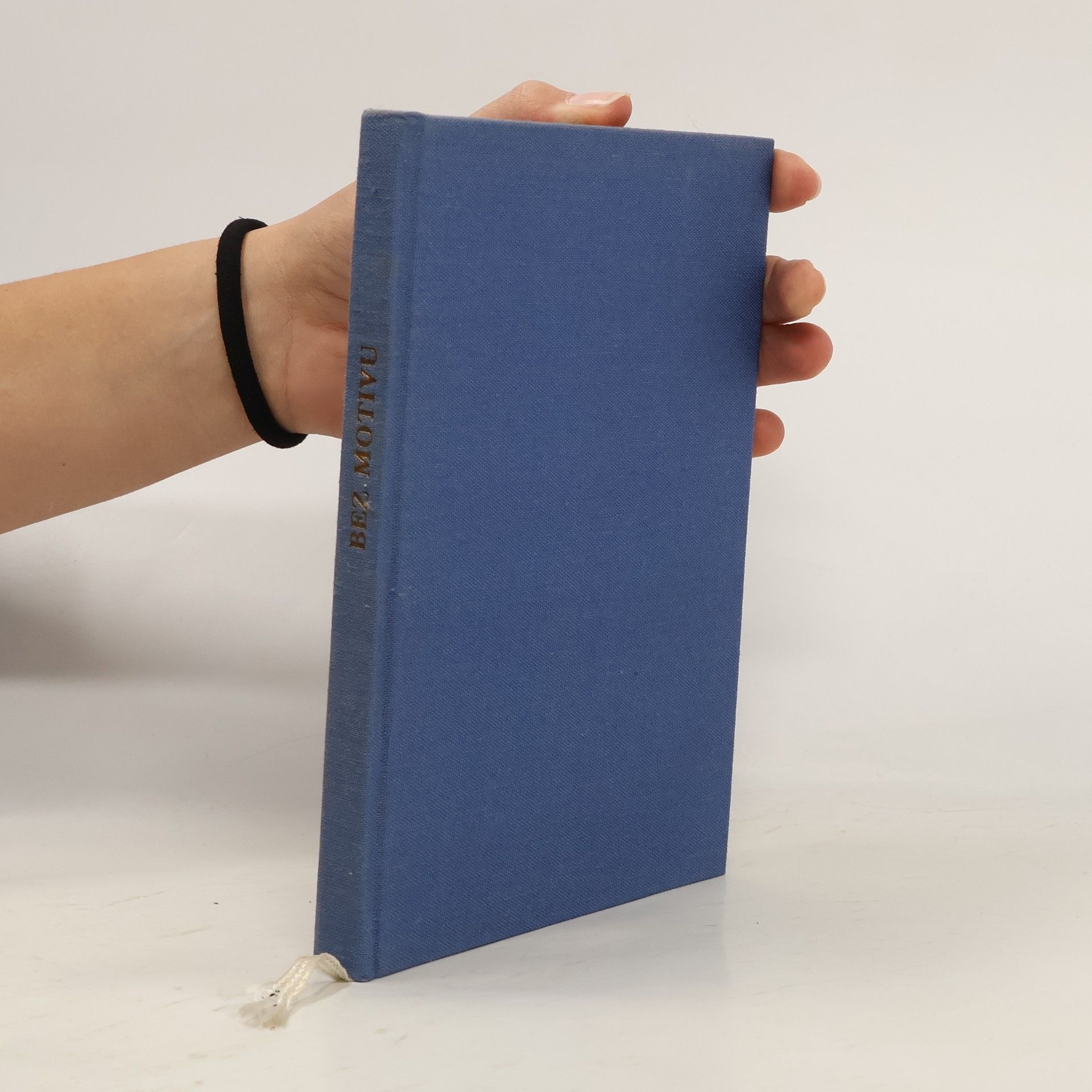 Collectif d'auteurs Bez motivu