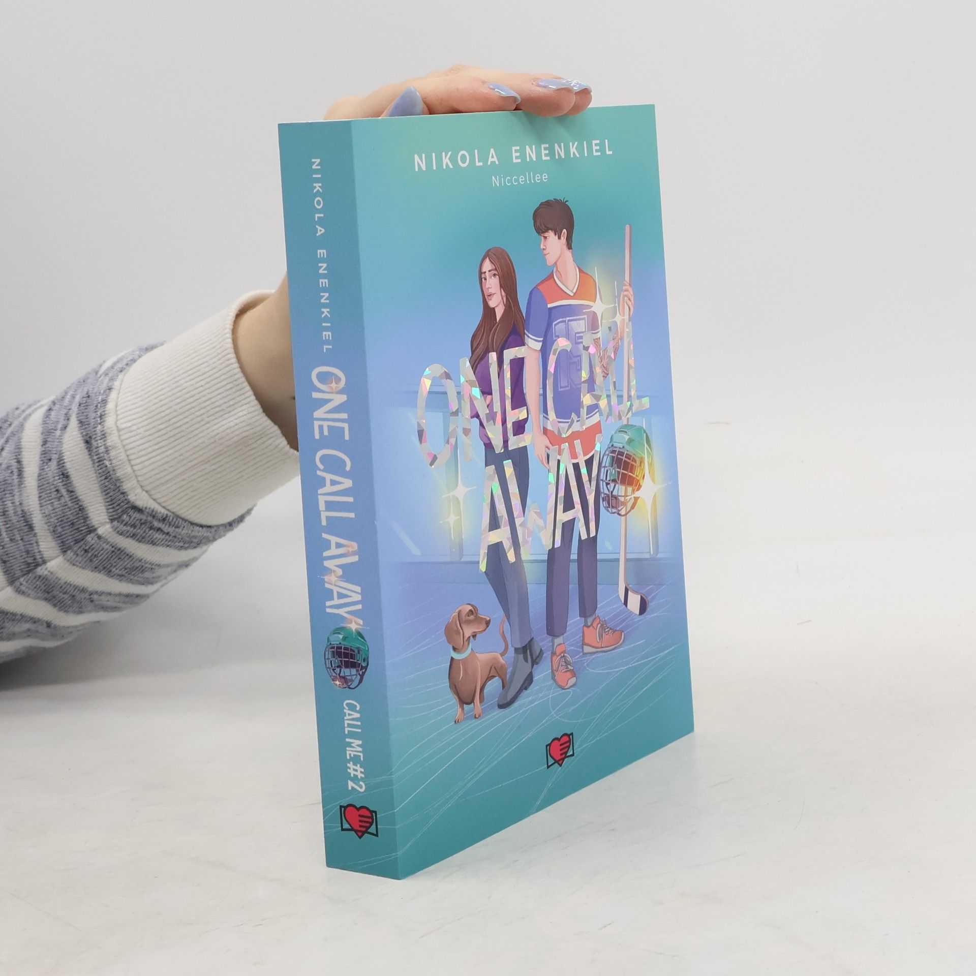 Nikola Enenkiel One call away