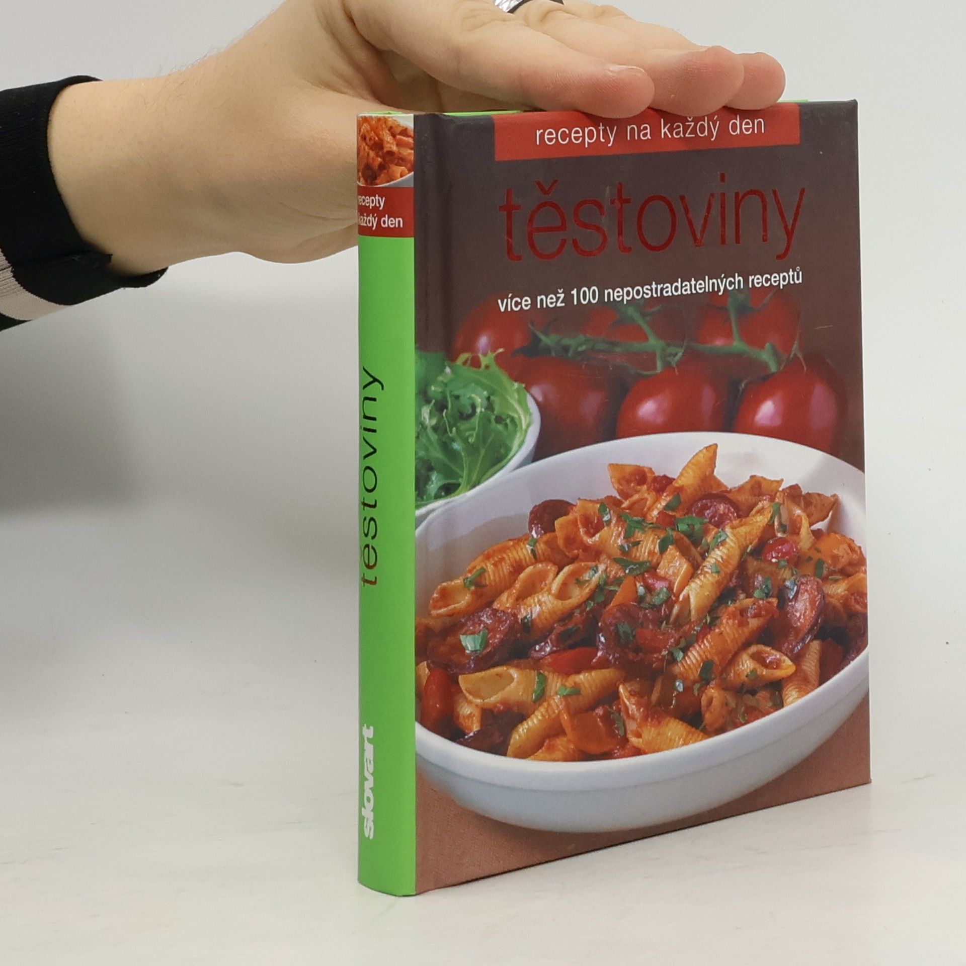 Collectif d'auteurs Těstoviny. Více než 100 nepostradatelných receptů.