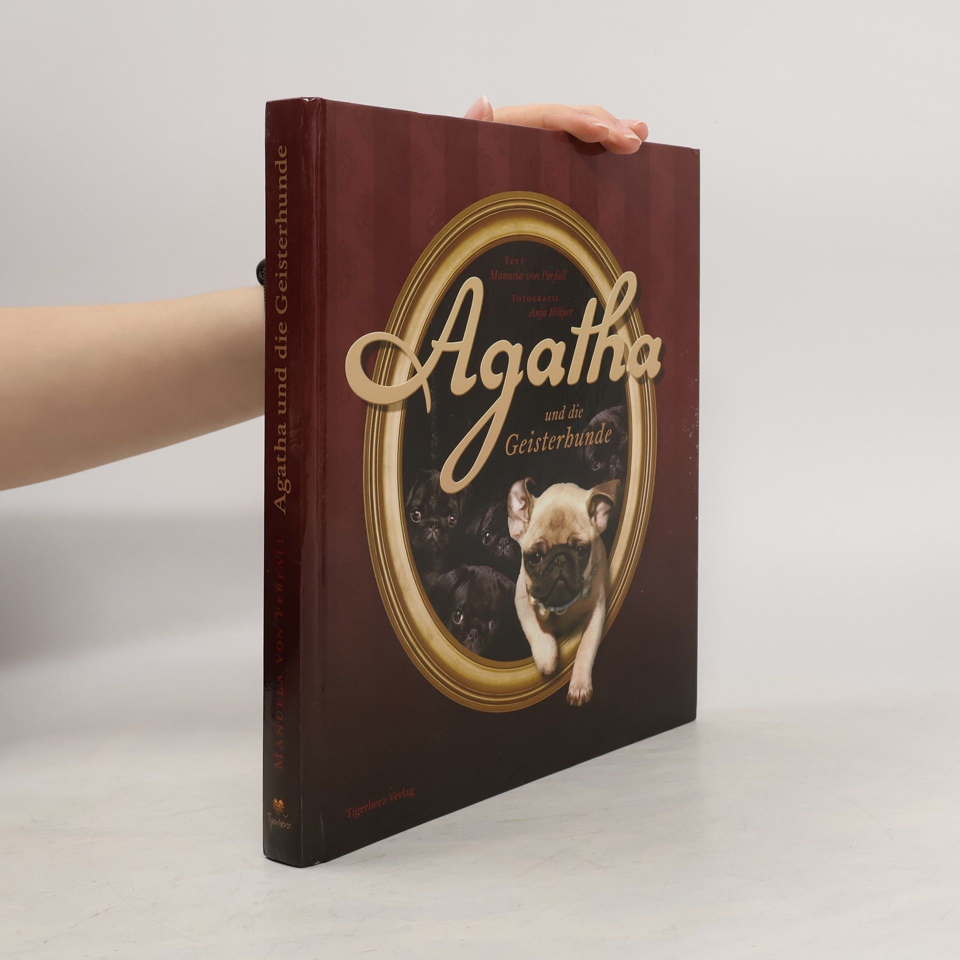 Agatha und die Geisterhunde