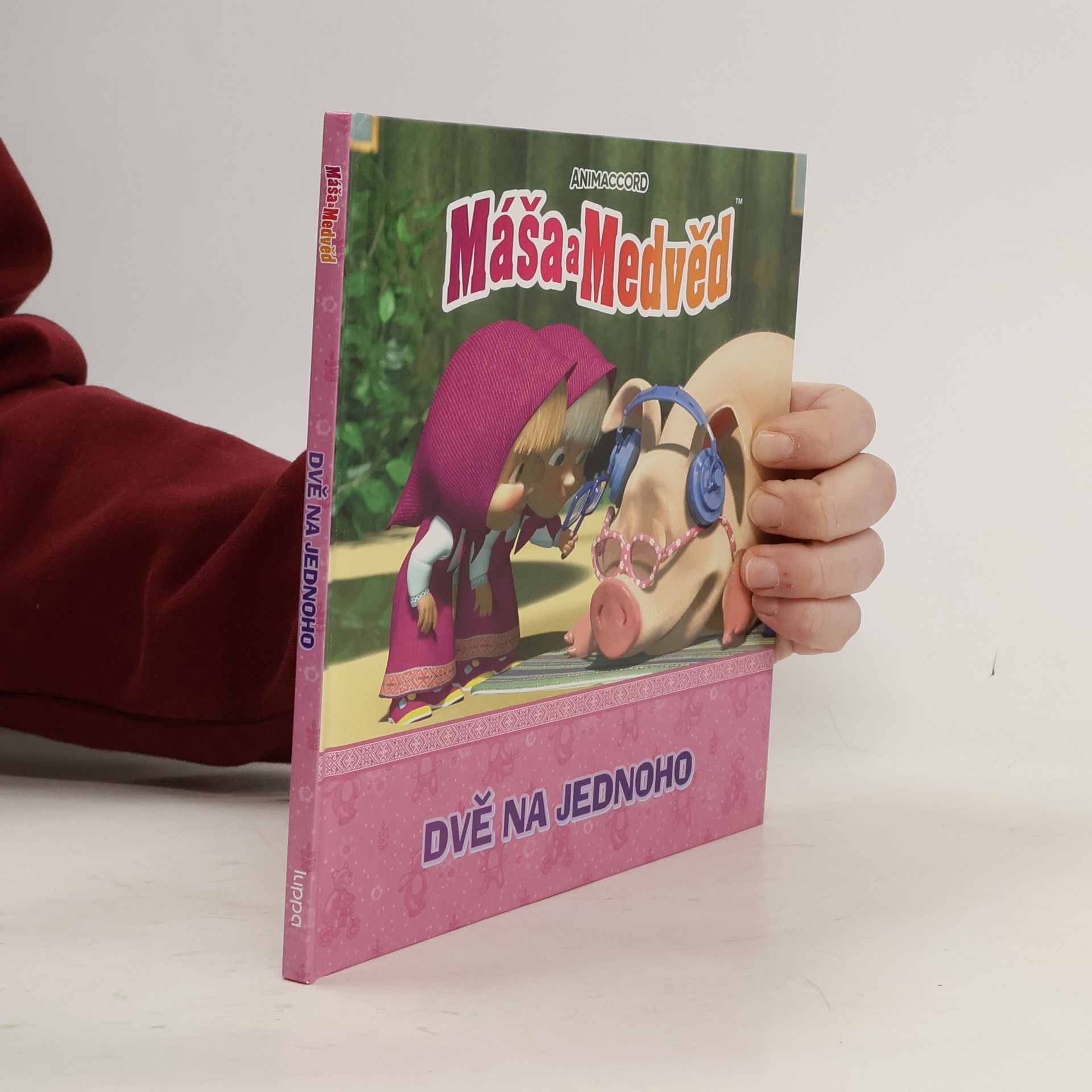 kolektiv Máša a Medvěd. Dvě na jednoho