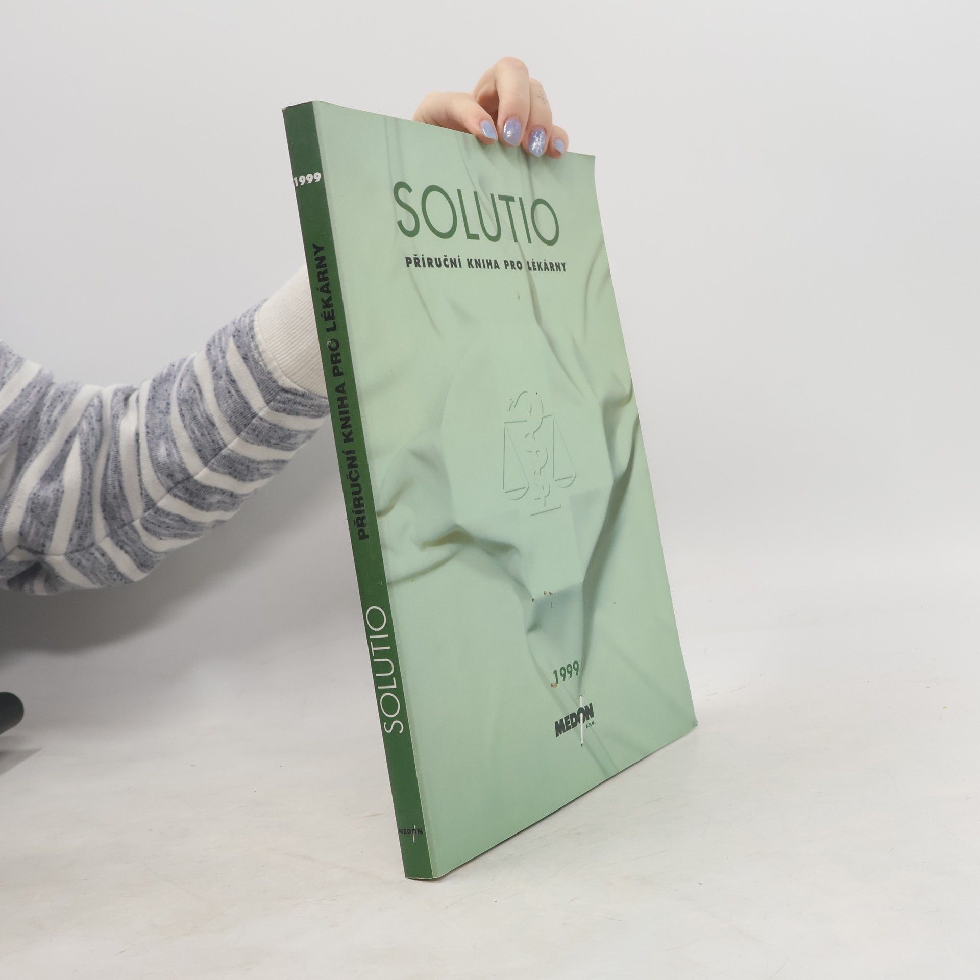 Kolektiv autorů Solutio : příruční kniha pro lékárny Příruční kniha pro lékárny - solutio