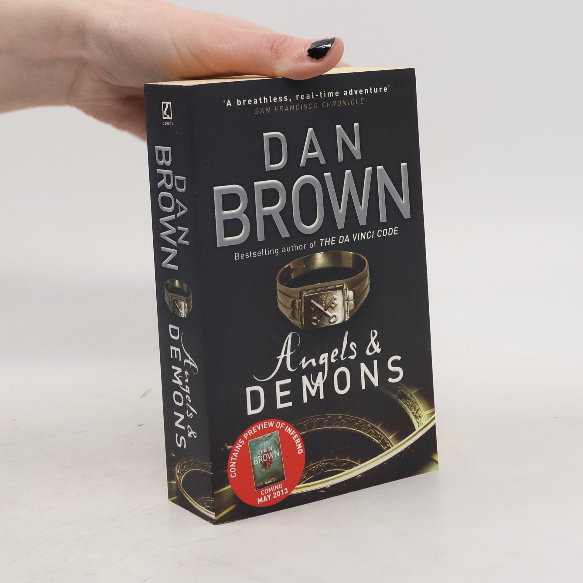Dan Brown Angels & Demons