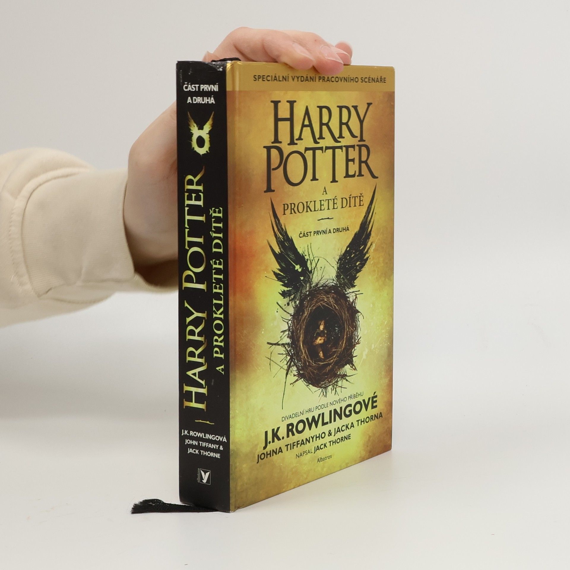 Jack Thorne Harry Potter a prokleté dítě
