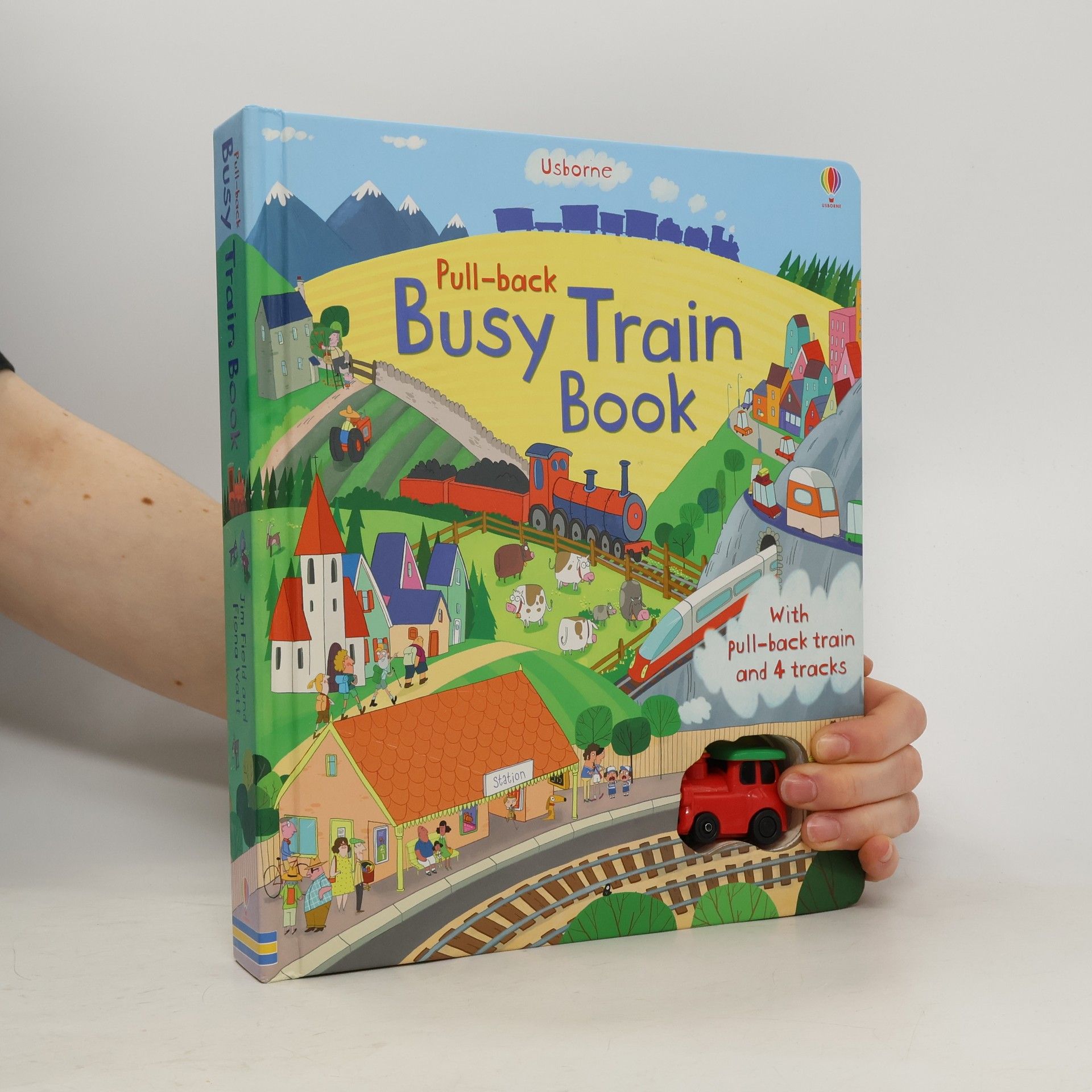 Pull-back busy train book