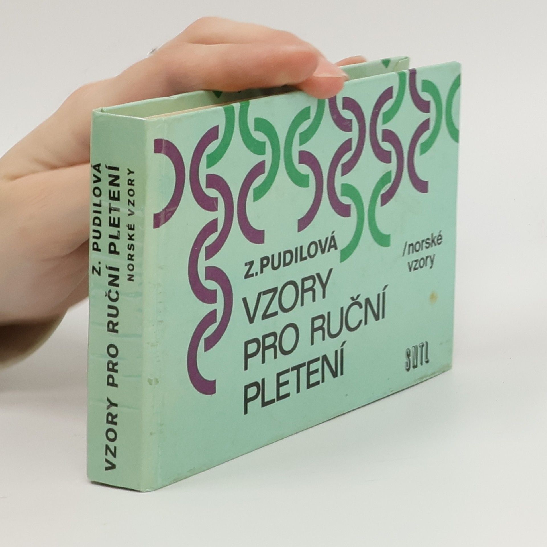 Pudilová Zdenka Vzory pro ruční pletení. Norské vzory