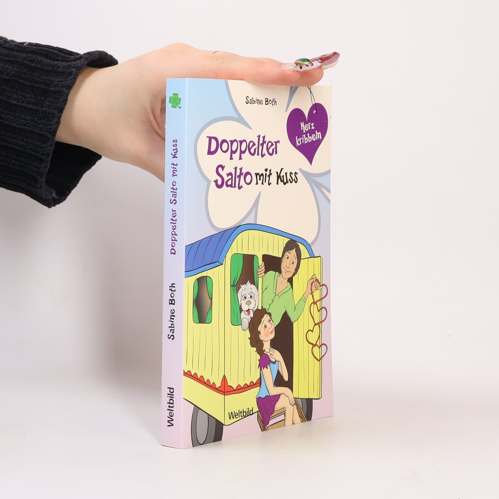 Doppelter Salto mit Kuss