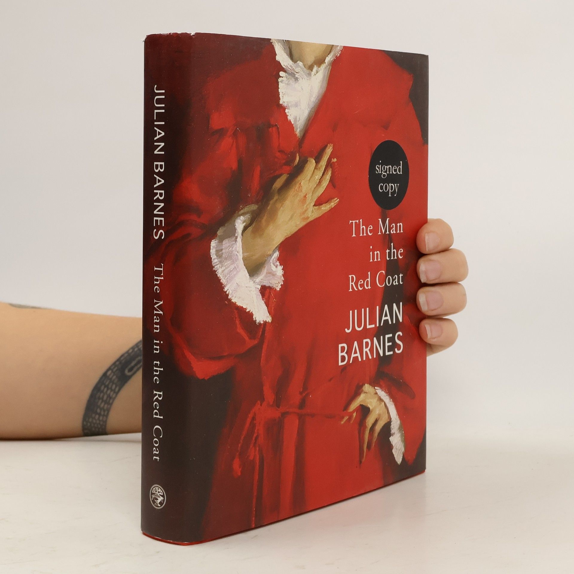 Julian Barnes The Man in the Red Coat