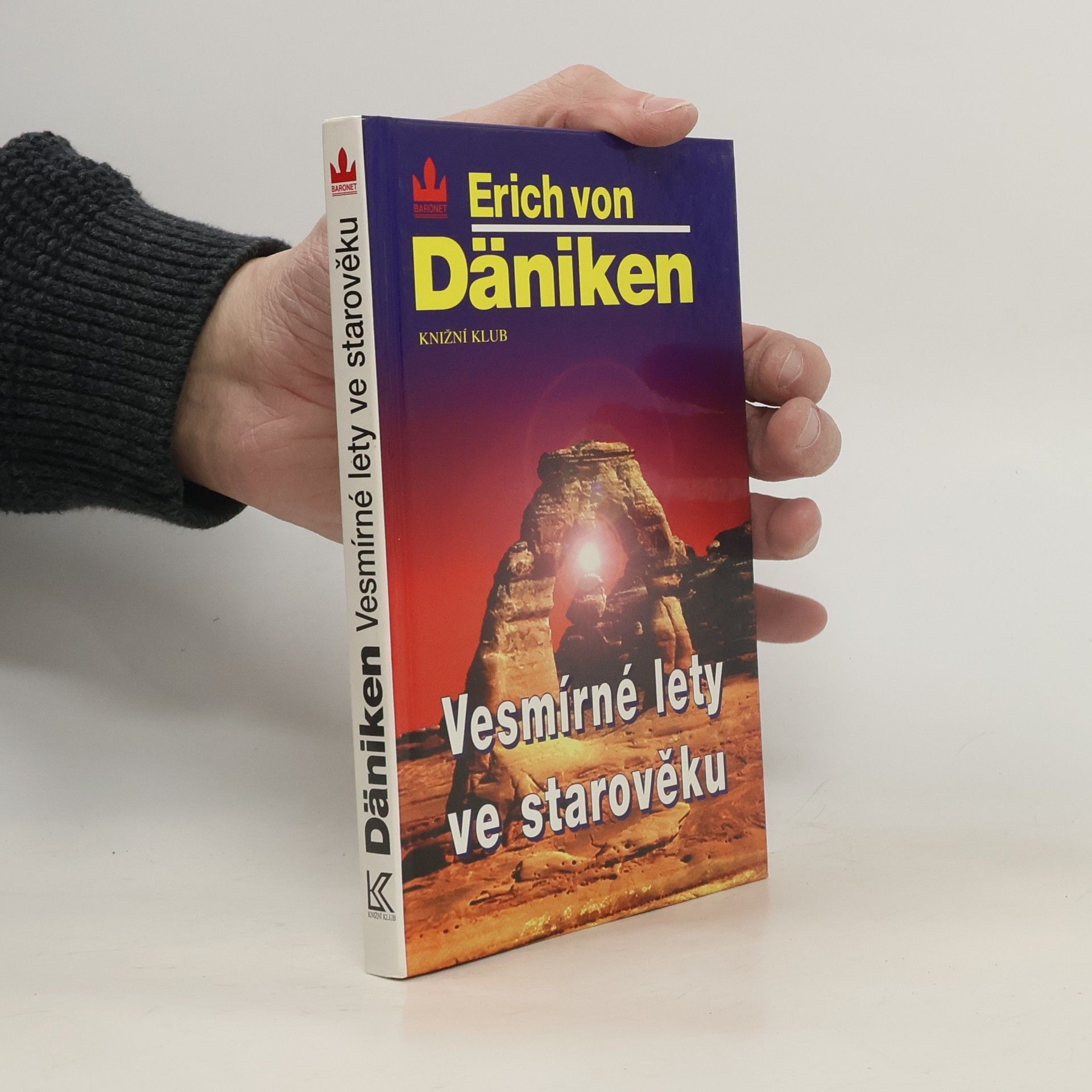 Erich von Däniken Vesmírné lety ve starověku