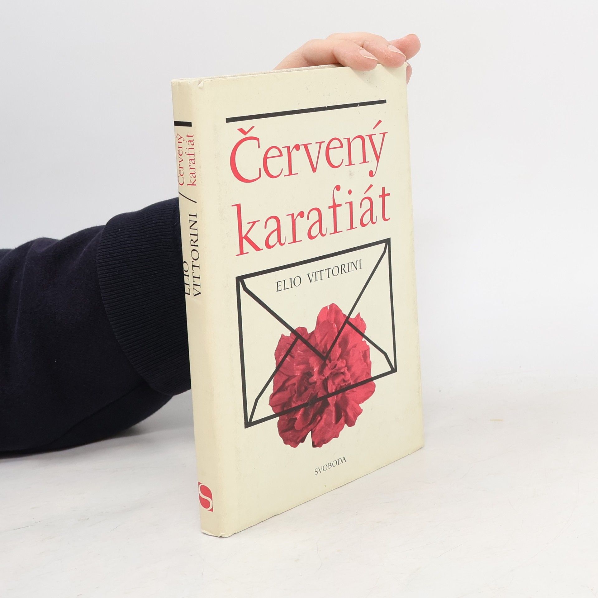 Elio Vittorini Červený karafiát