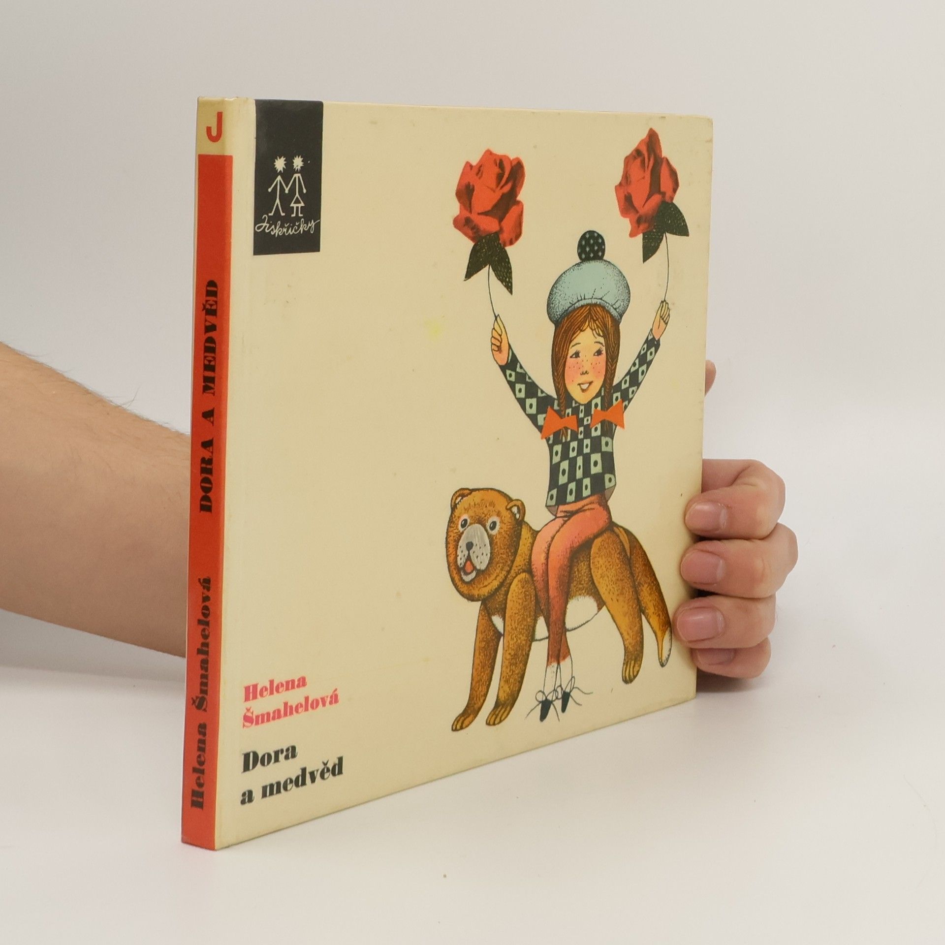 Helena Šmahelová Dora a medvěd