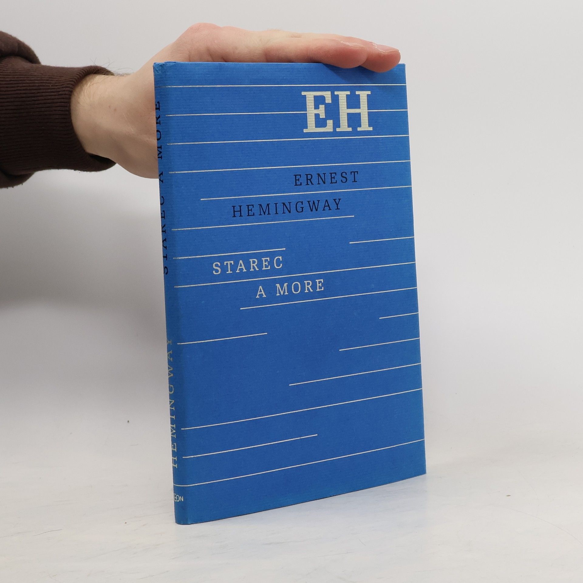 Ernest Hemingway Starec a more