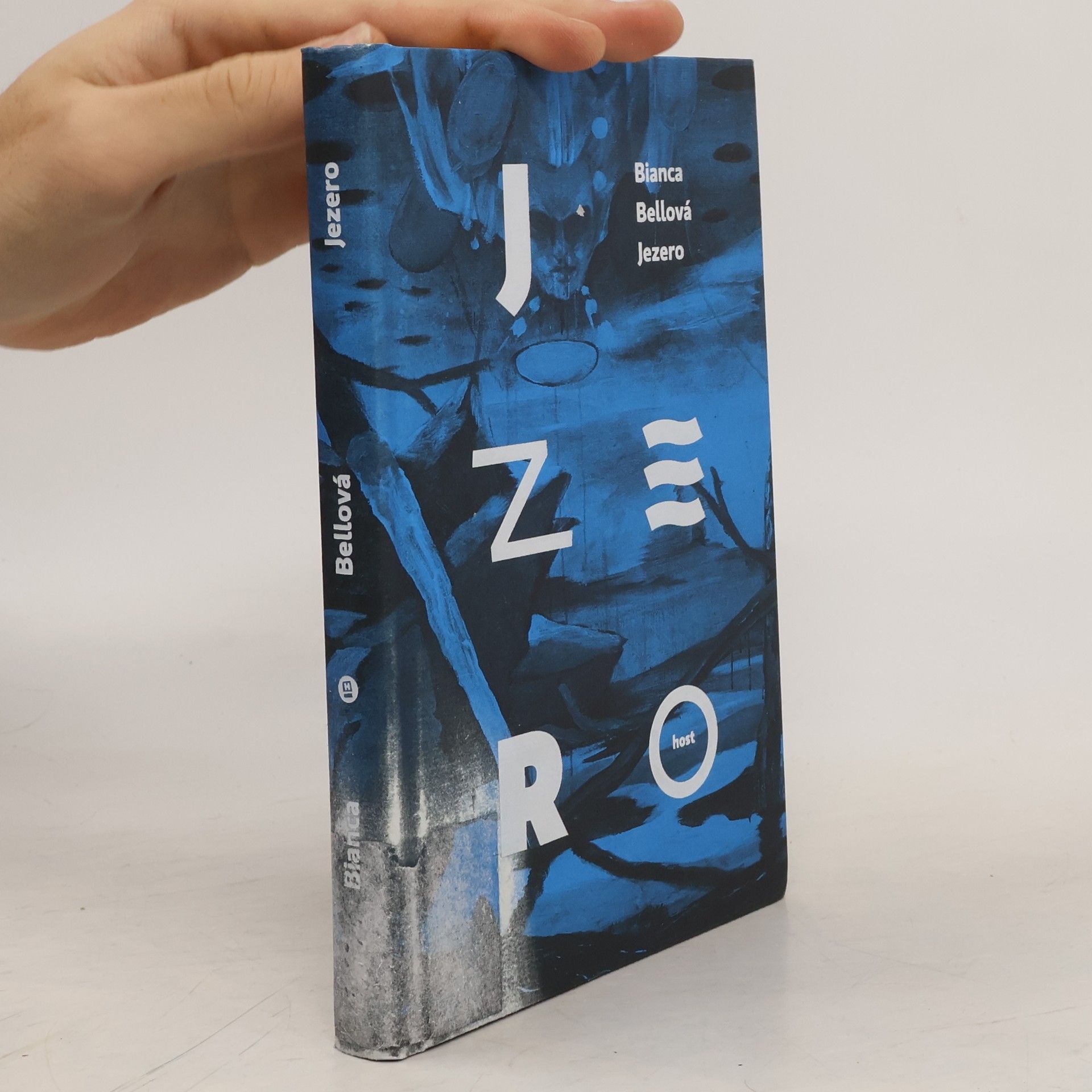 Bianca Bellová Jezero