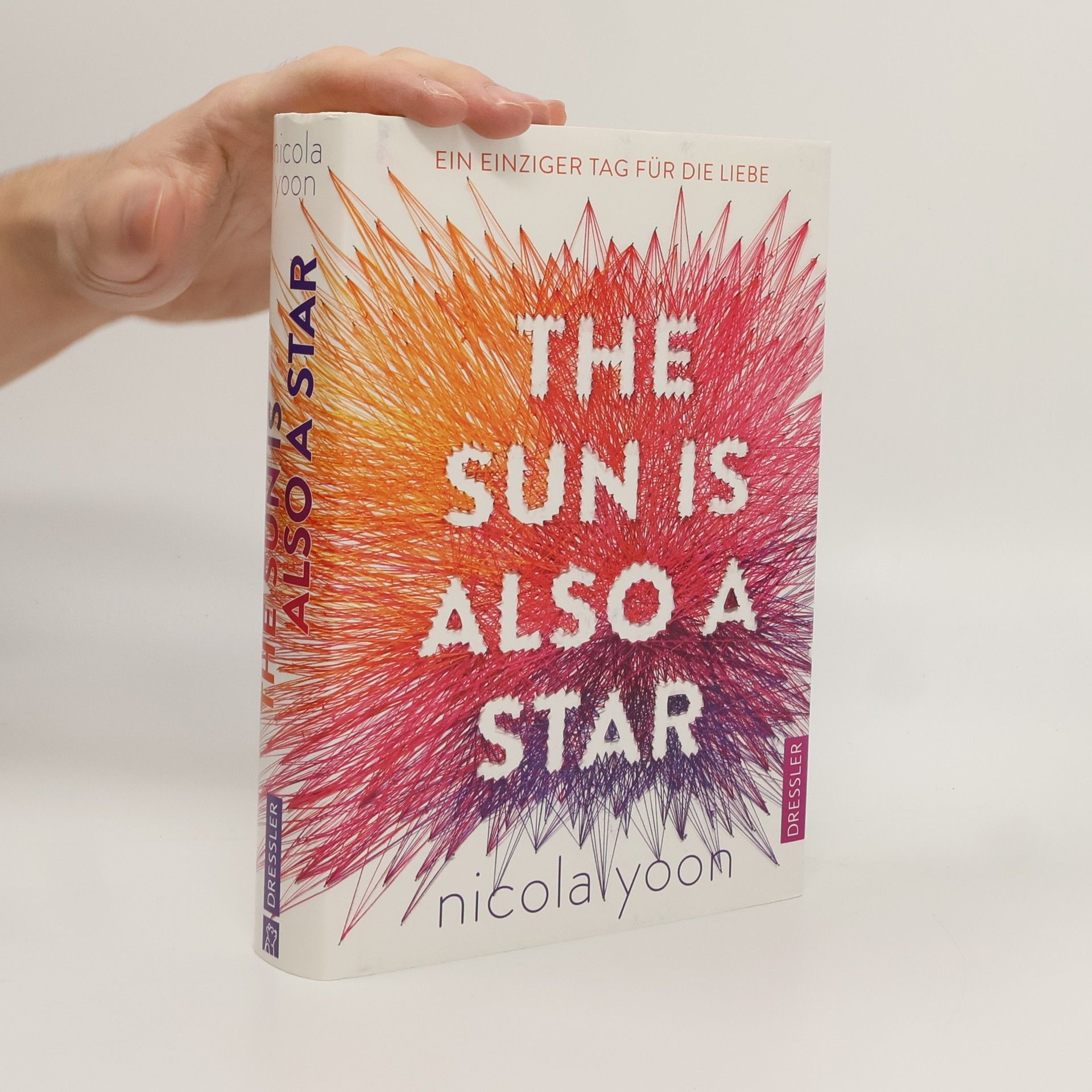 Nicola Yoon The sun is also a star