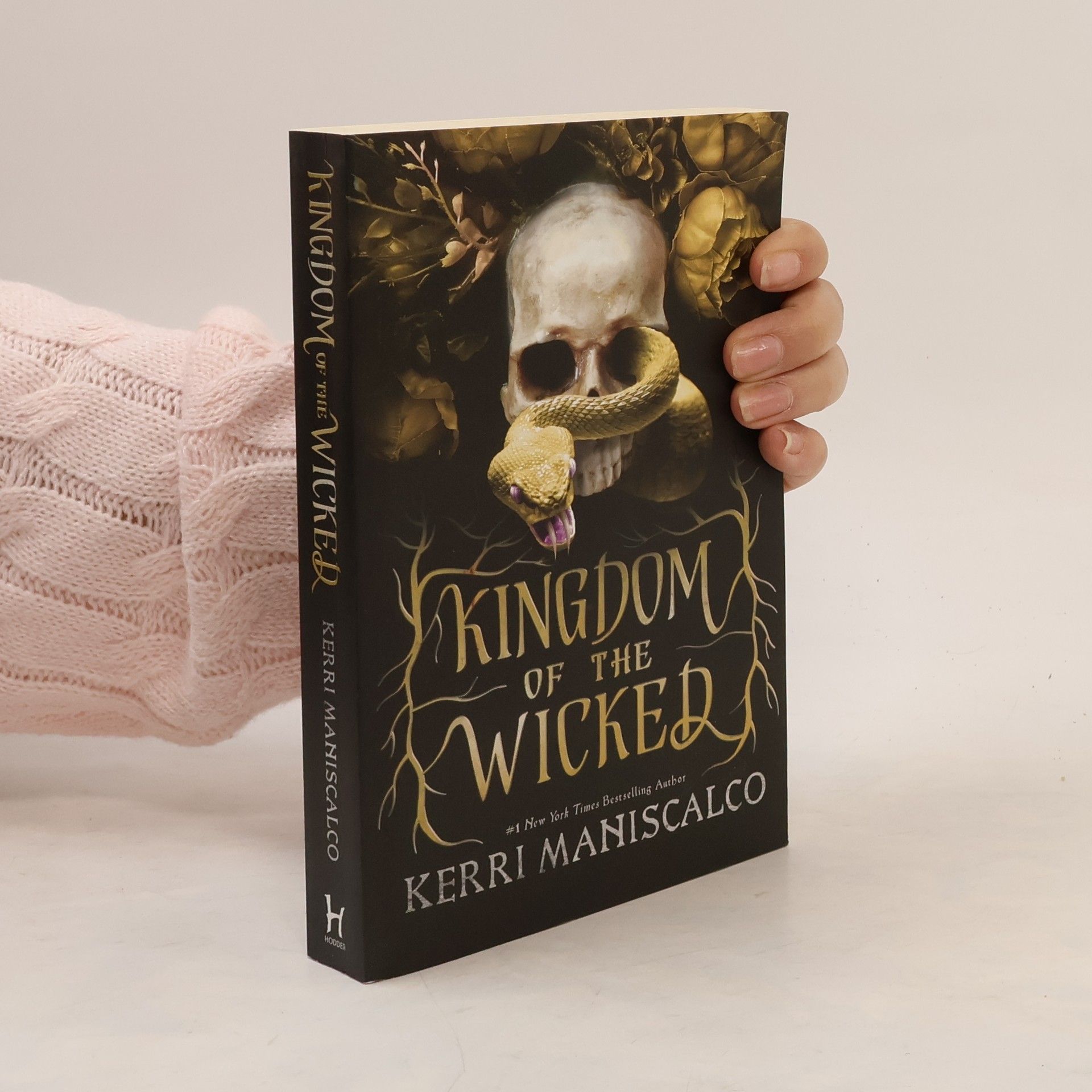 Kerri Maniscalco Kingdom of the Wicked